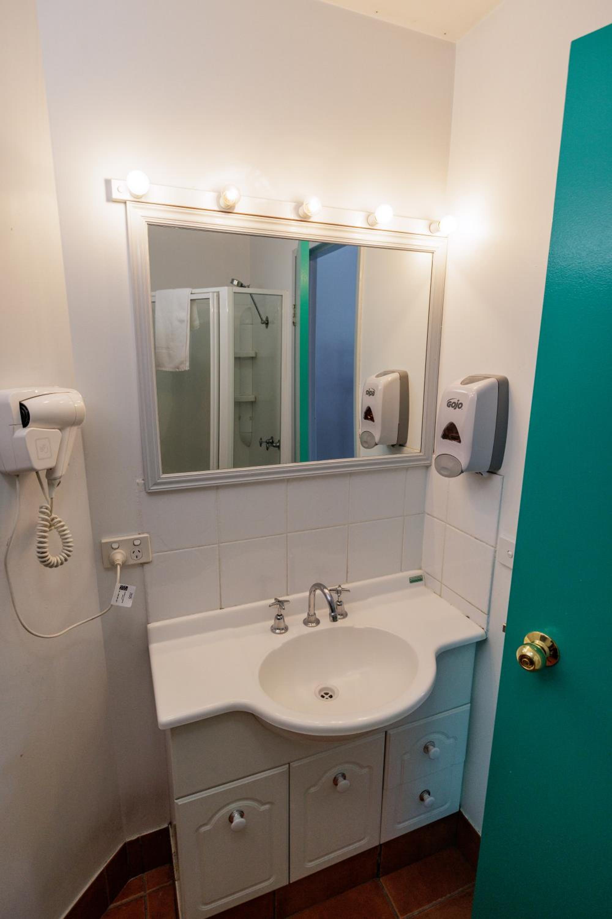 YHA Hobart Central