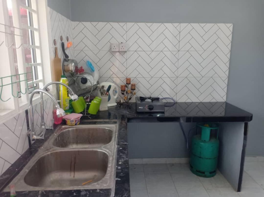 Ria Homestay & kolam photo 3