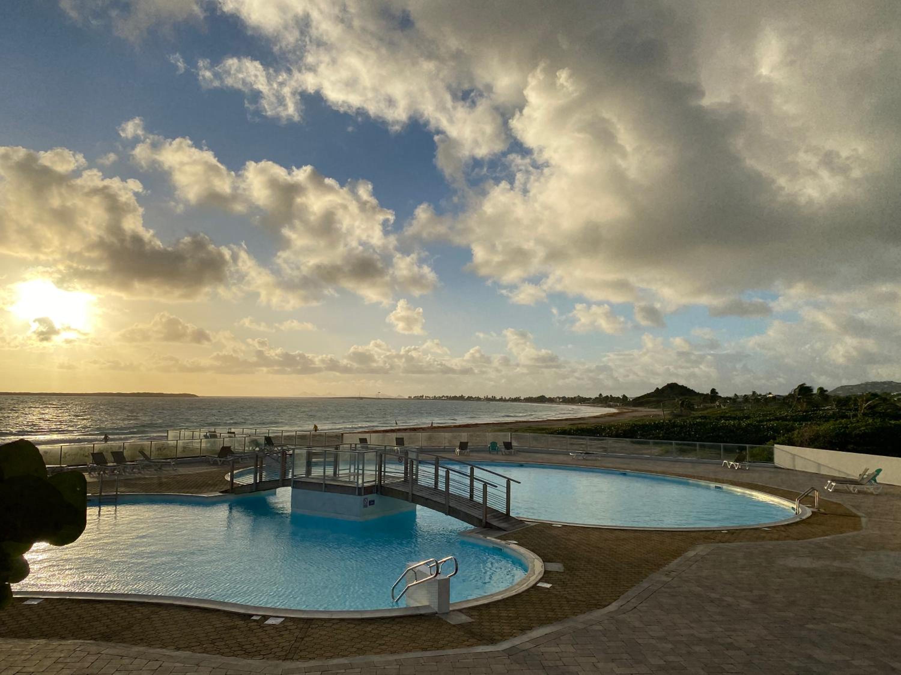 Sunset View & Ocean Breeze view 3