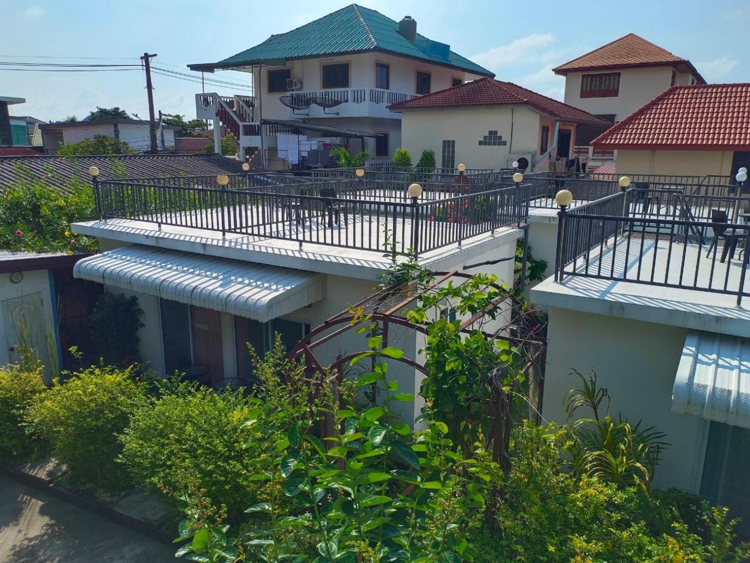 Phannarai House