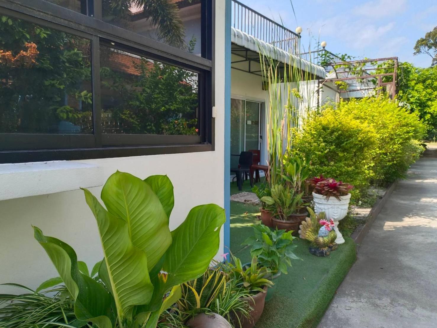 Phannarai House