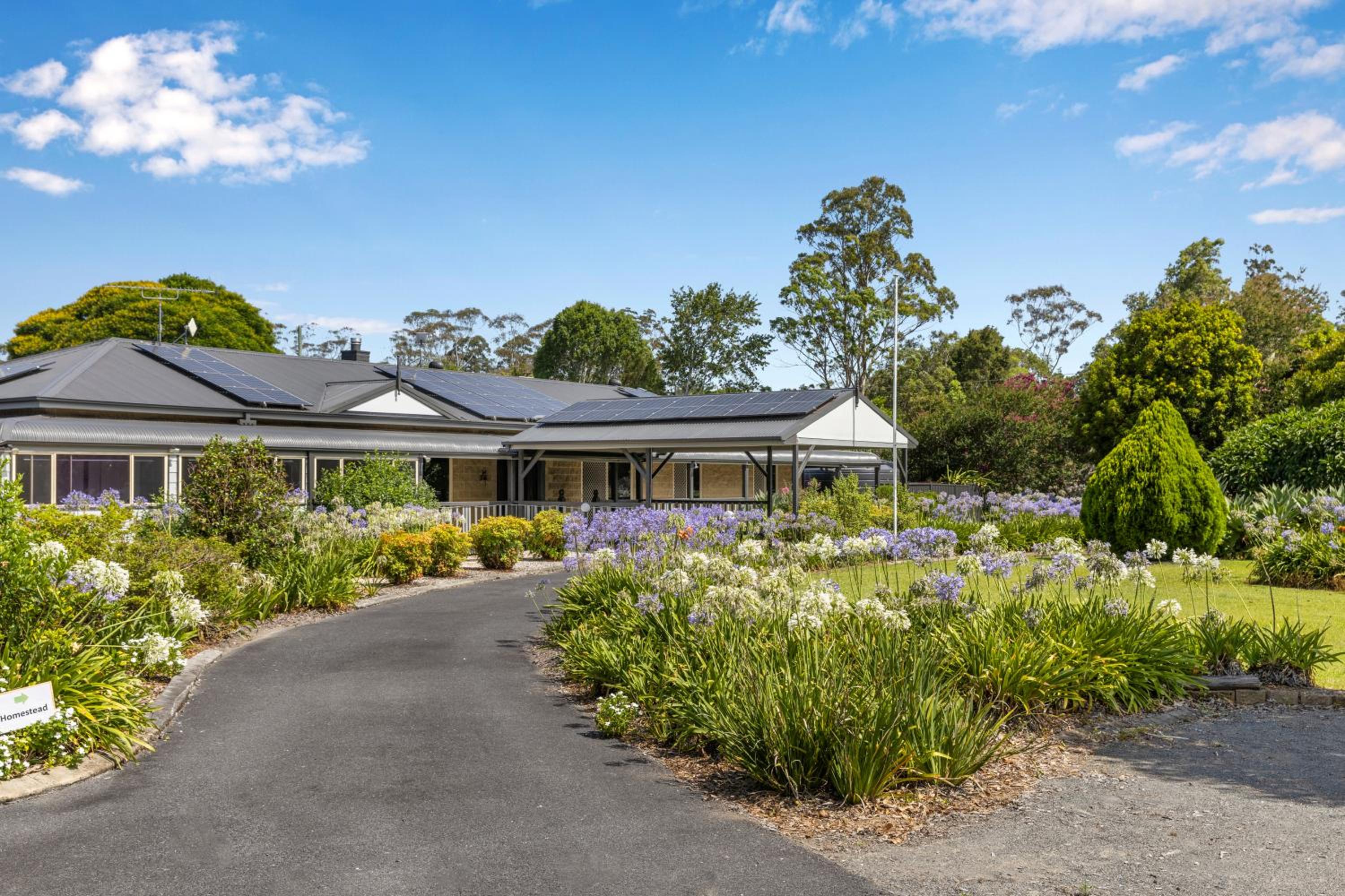 Hotel Bon Villas B&B Bonville - Image 1