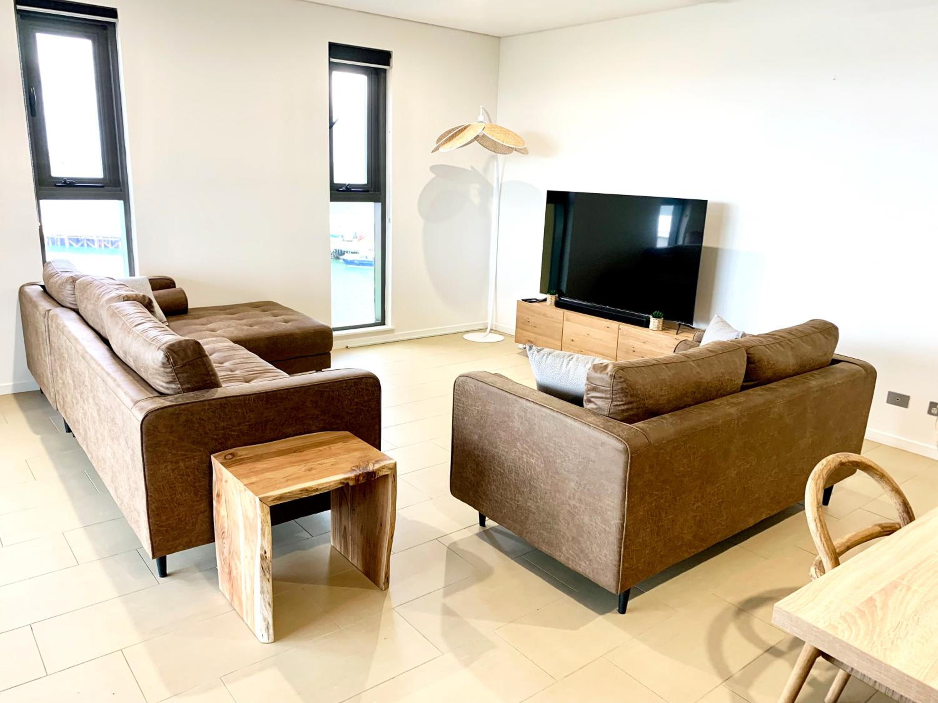 Serenity Blue Waters - 3 bedrooms on 8th floor at Darwin Waterfront