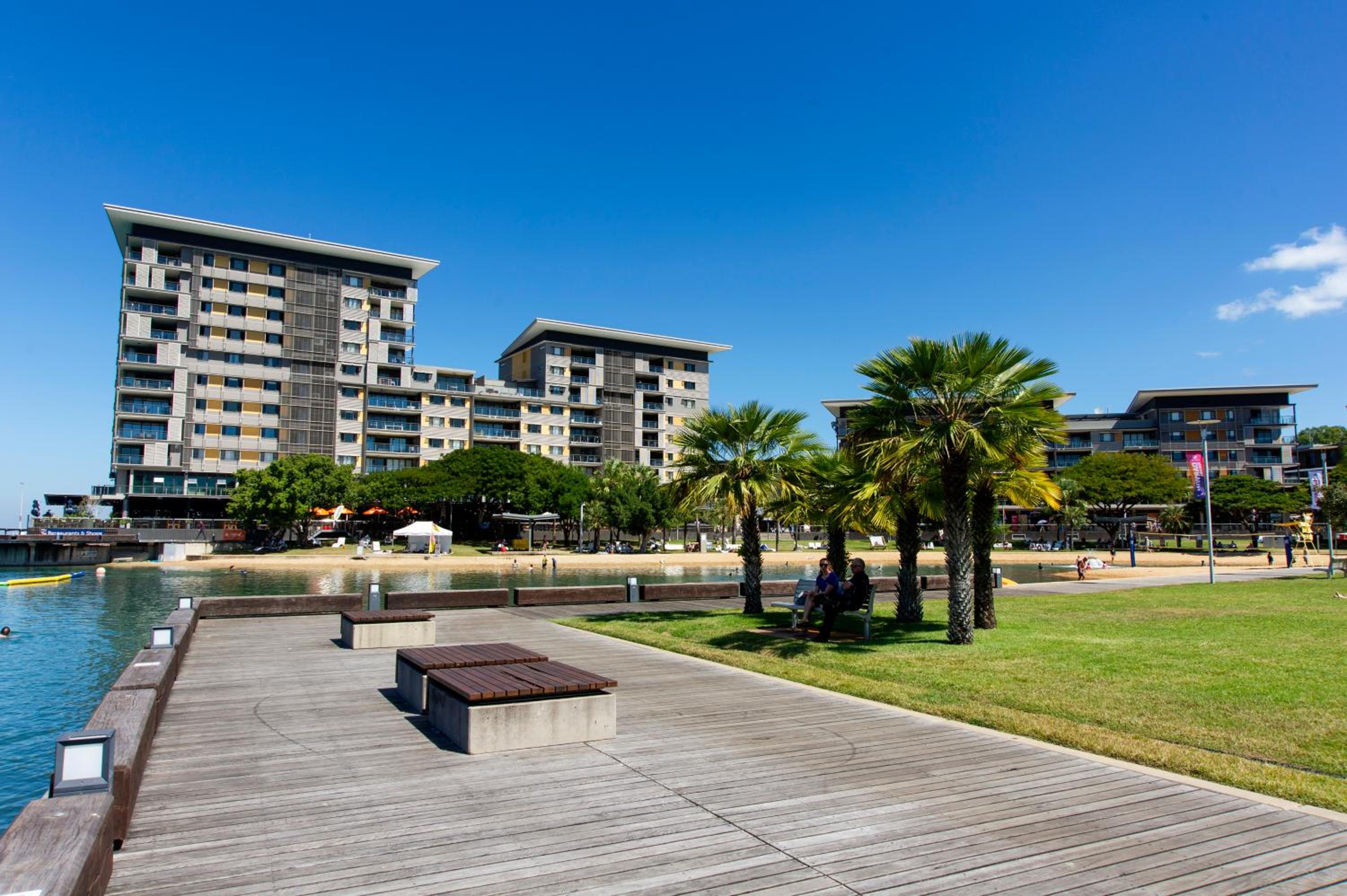Serenity Blue Waters - 3 bedrooms on 8th floor at Darwin Waterfront