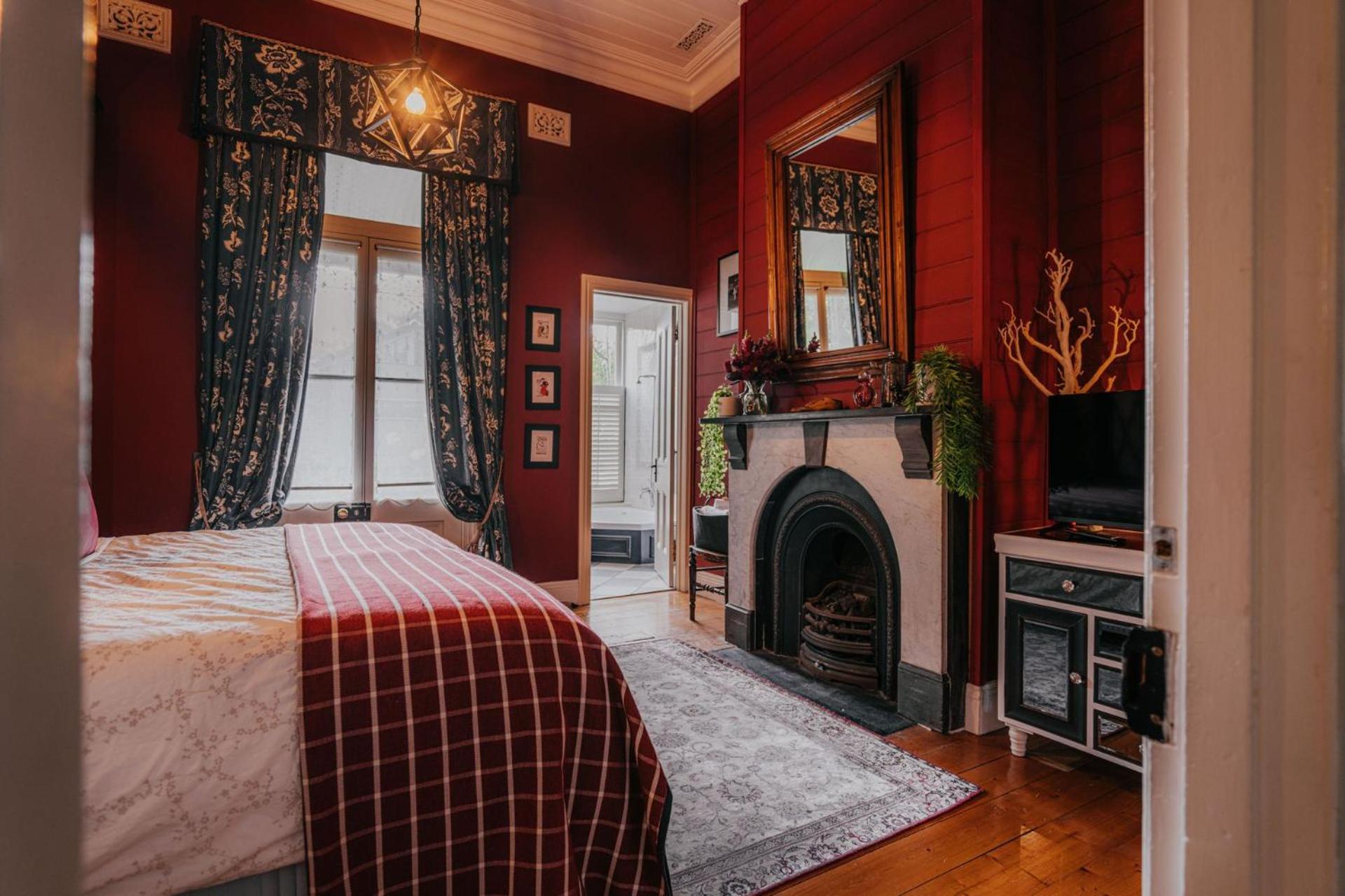 Lake Daylesford Country House