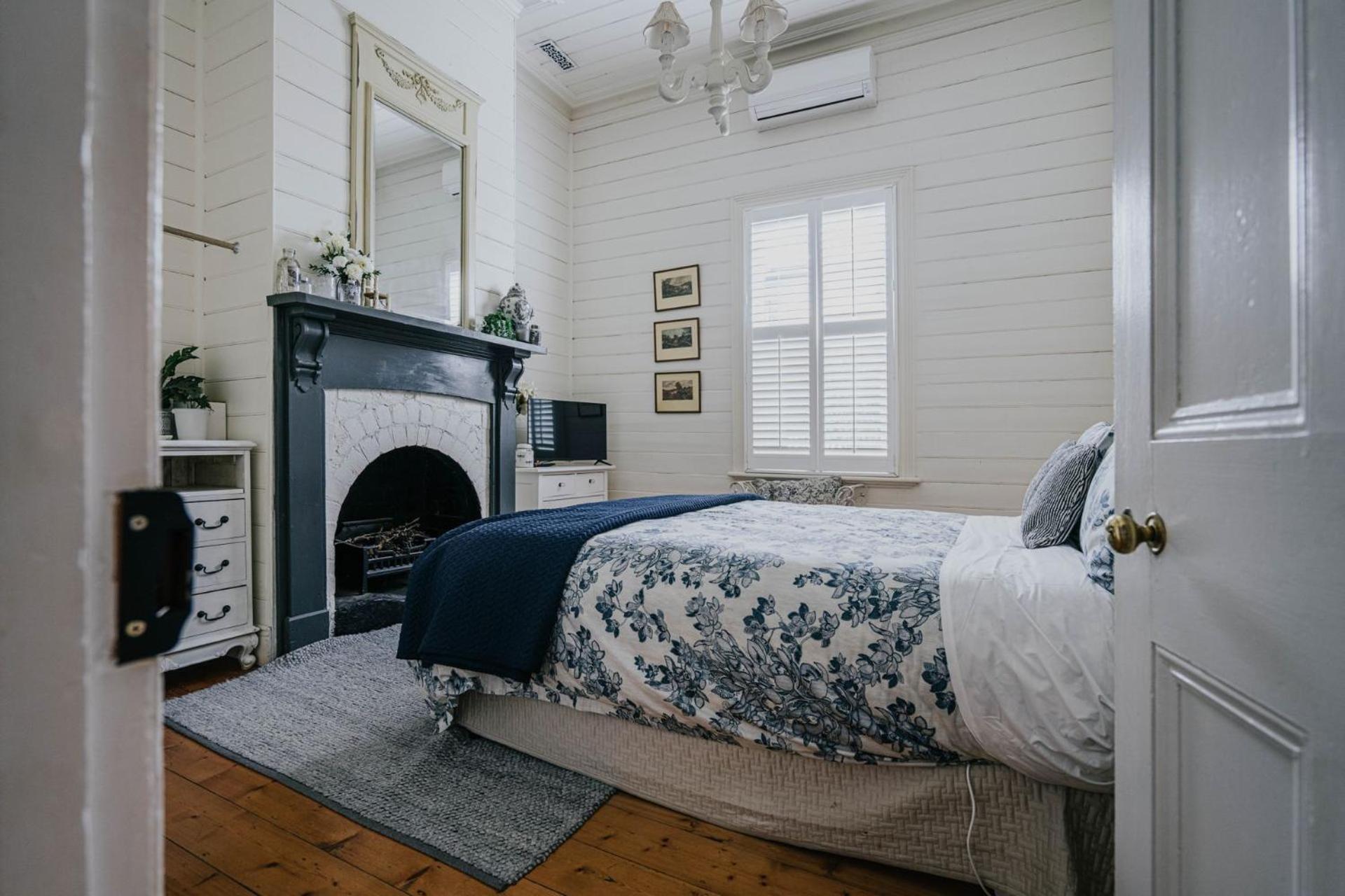 Lake Daylesford Country House