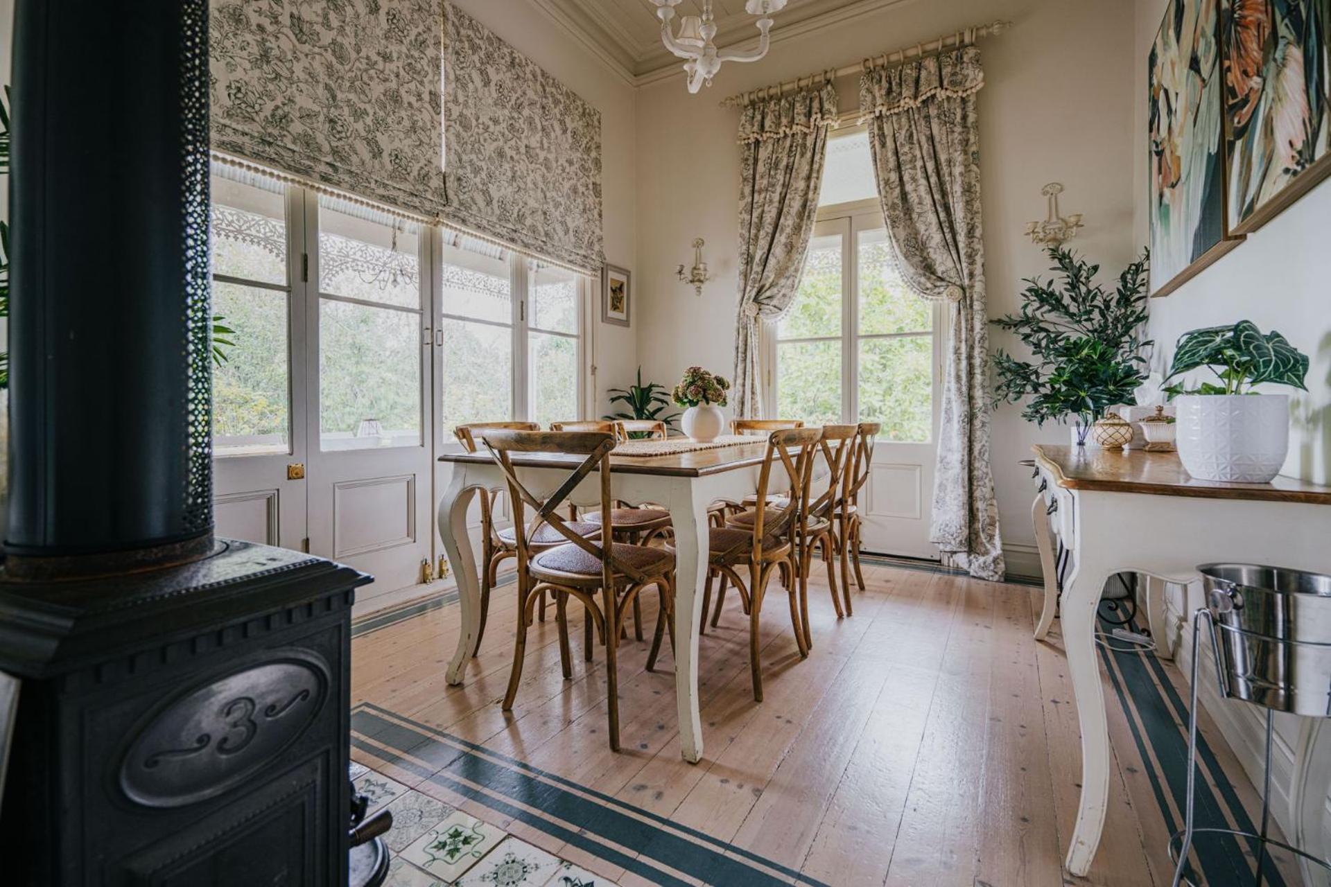 Lake Daylesford Country House