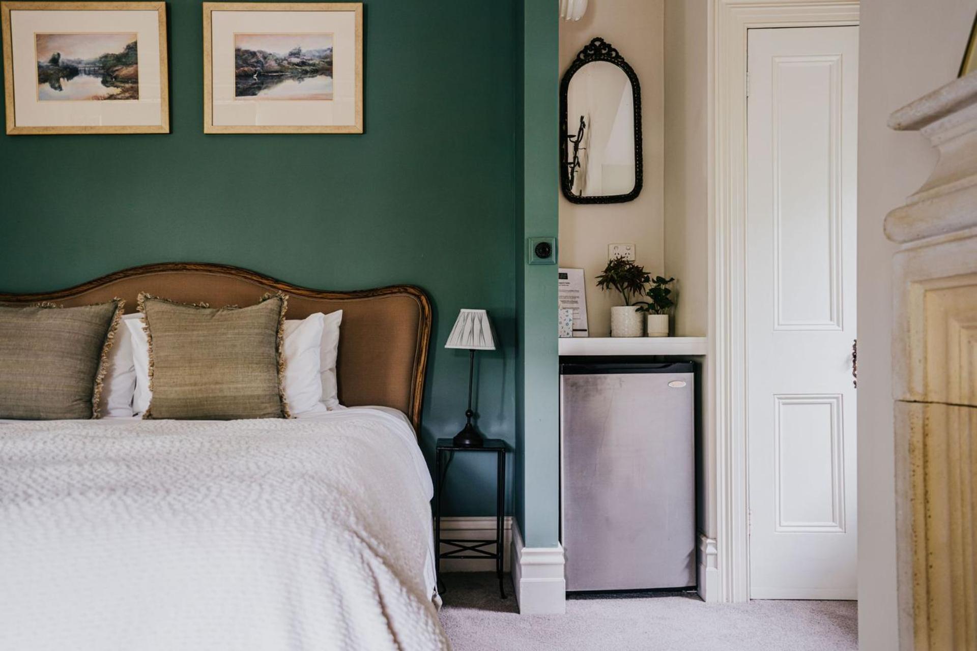Lake Daylesford Country House