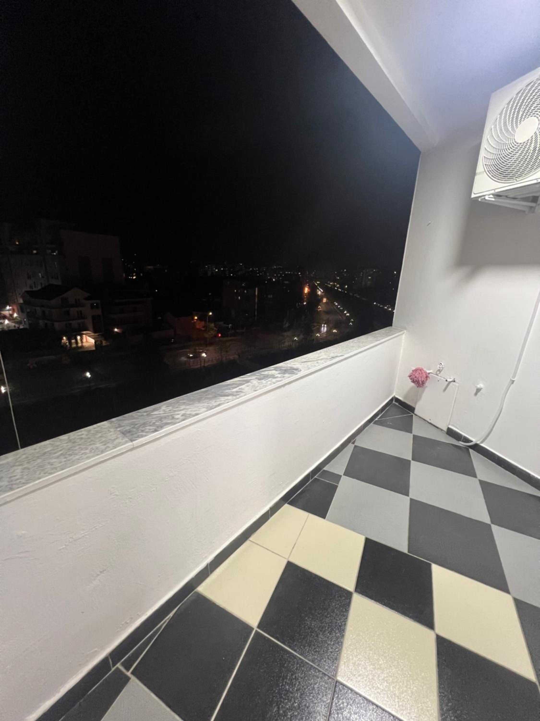 Art's Apartment Tirana