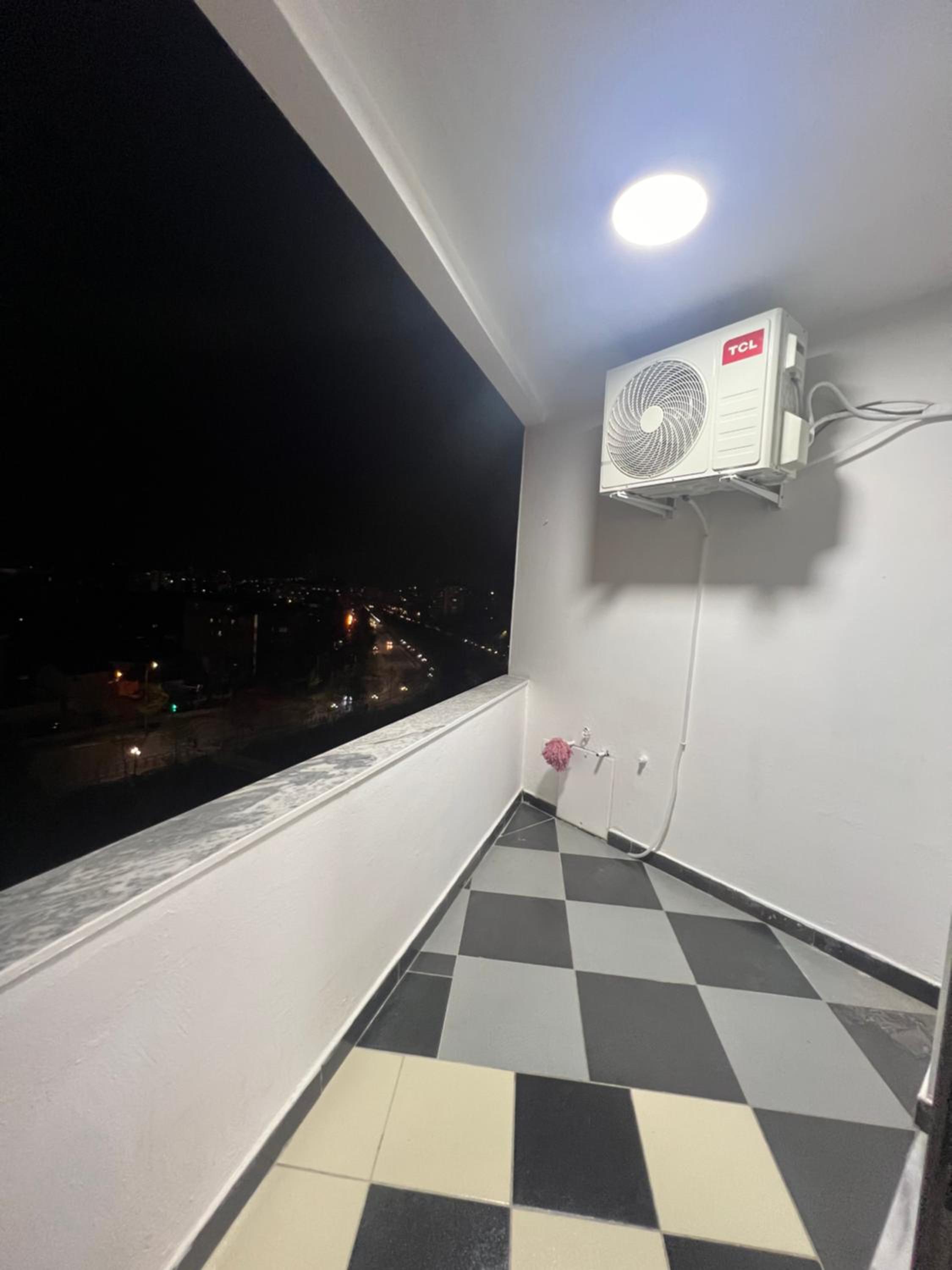 Art's Apartment Tirana