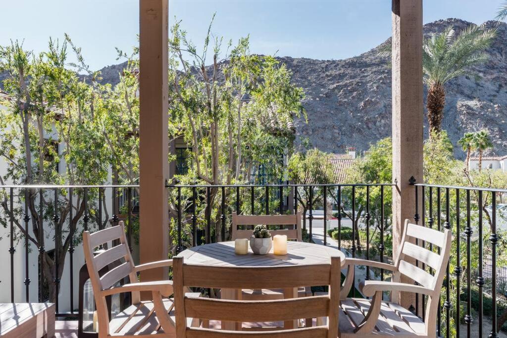 Luxury Two Bedroom Villa with Mountain View 064622 view 3