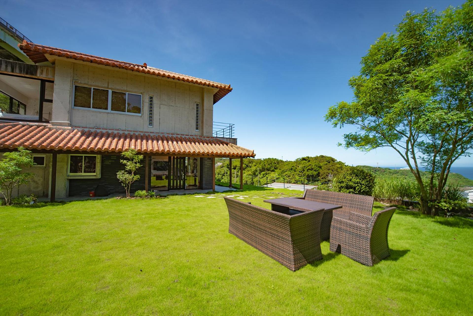 Villa CHINENBLUE 日常を忘れコバルトブルーの海と過ごす究極の休日