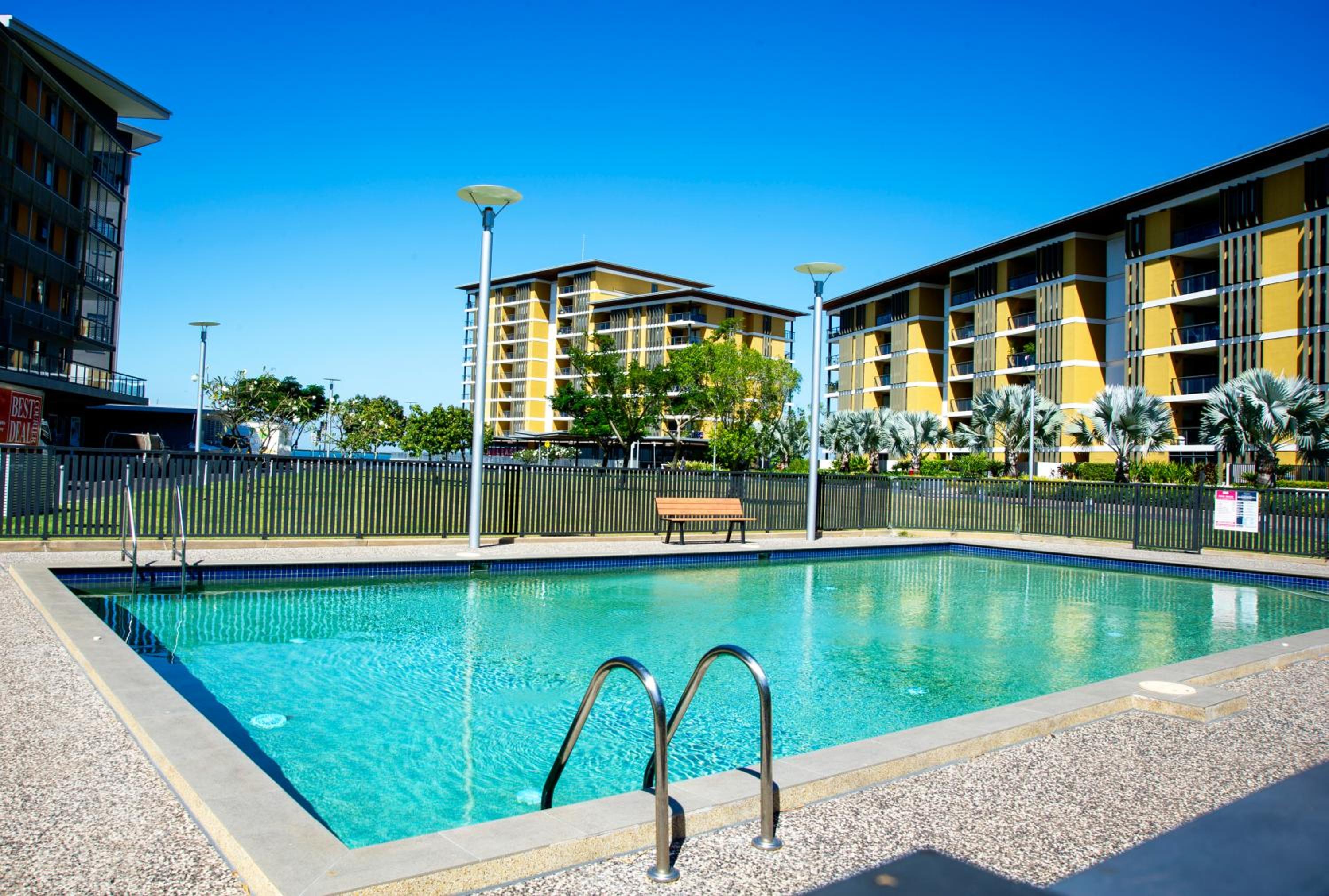 Serenity Peary - Executive 1brm at Darwin Waterfront with Sea Views