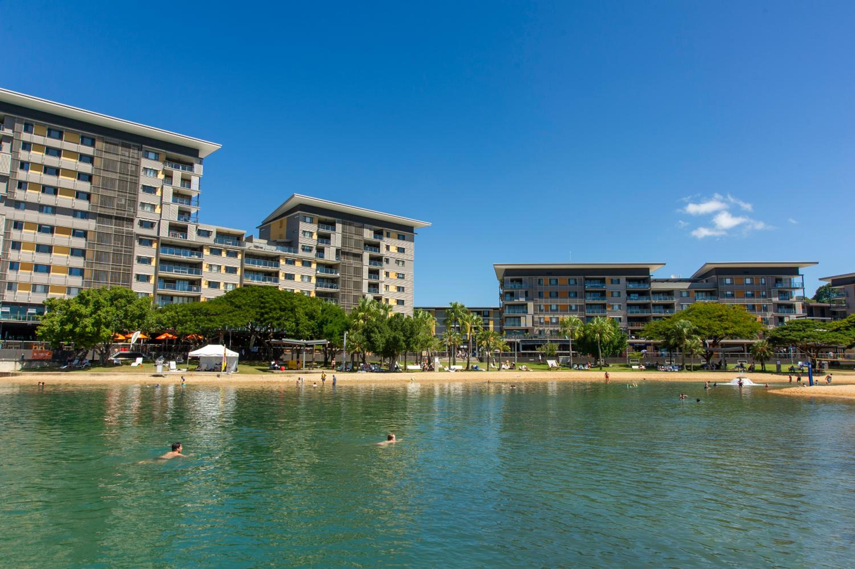 Serenity Peary - Executive 1brm at Darwin Waterfront with Sea Views