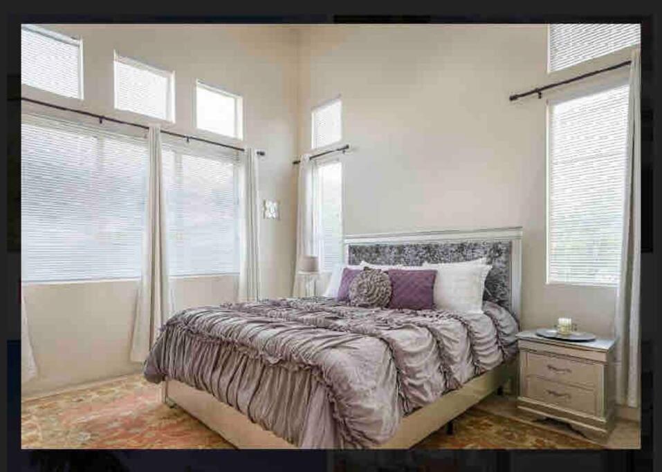 Southwestern Charm In Rams Hill - Property Image 6