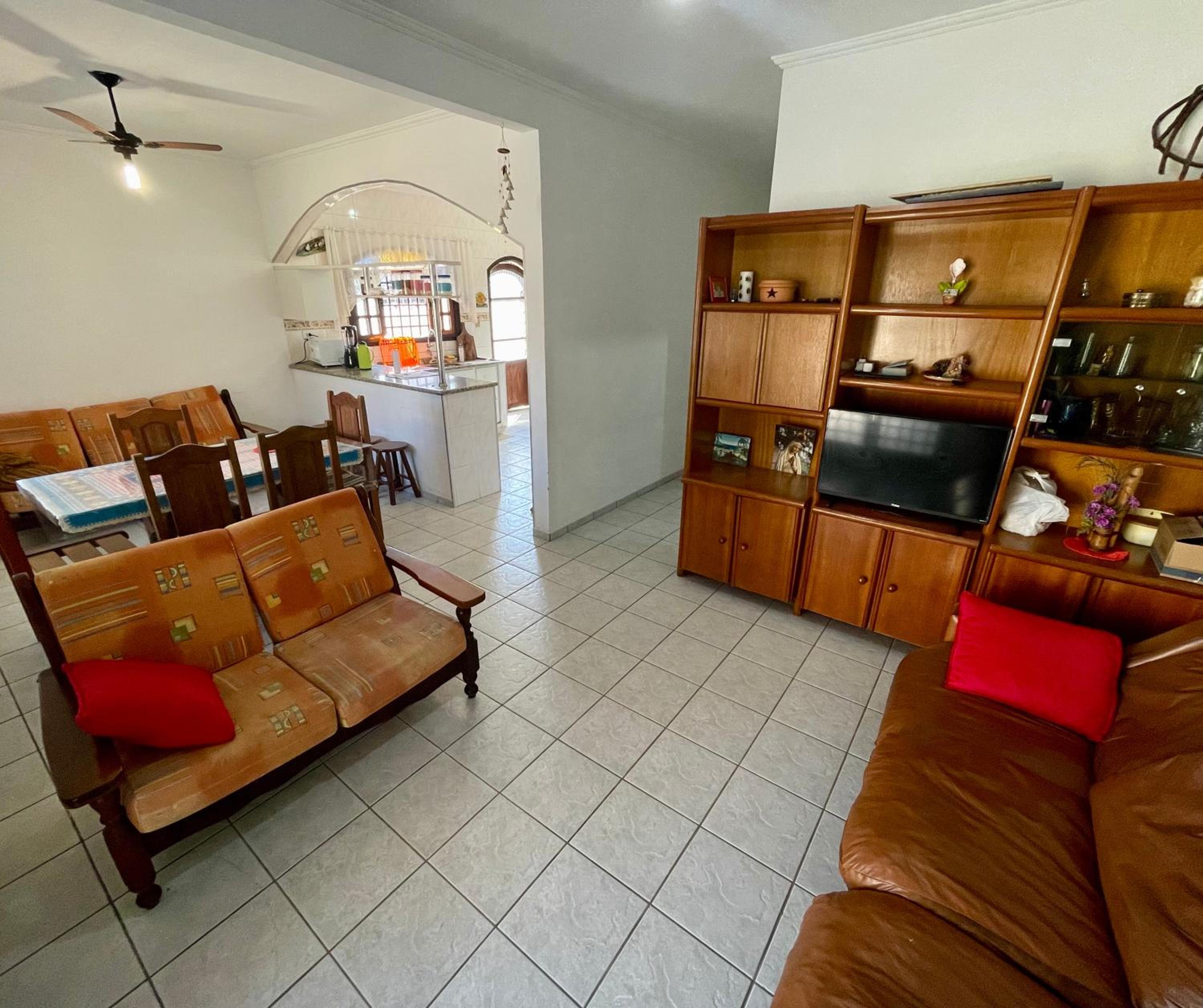 Casa com 2 quartos na praia da Vista Linda, Bertioga-SP