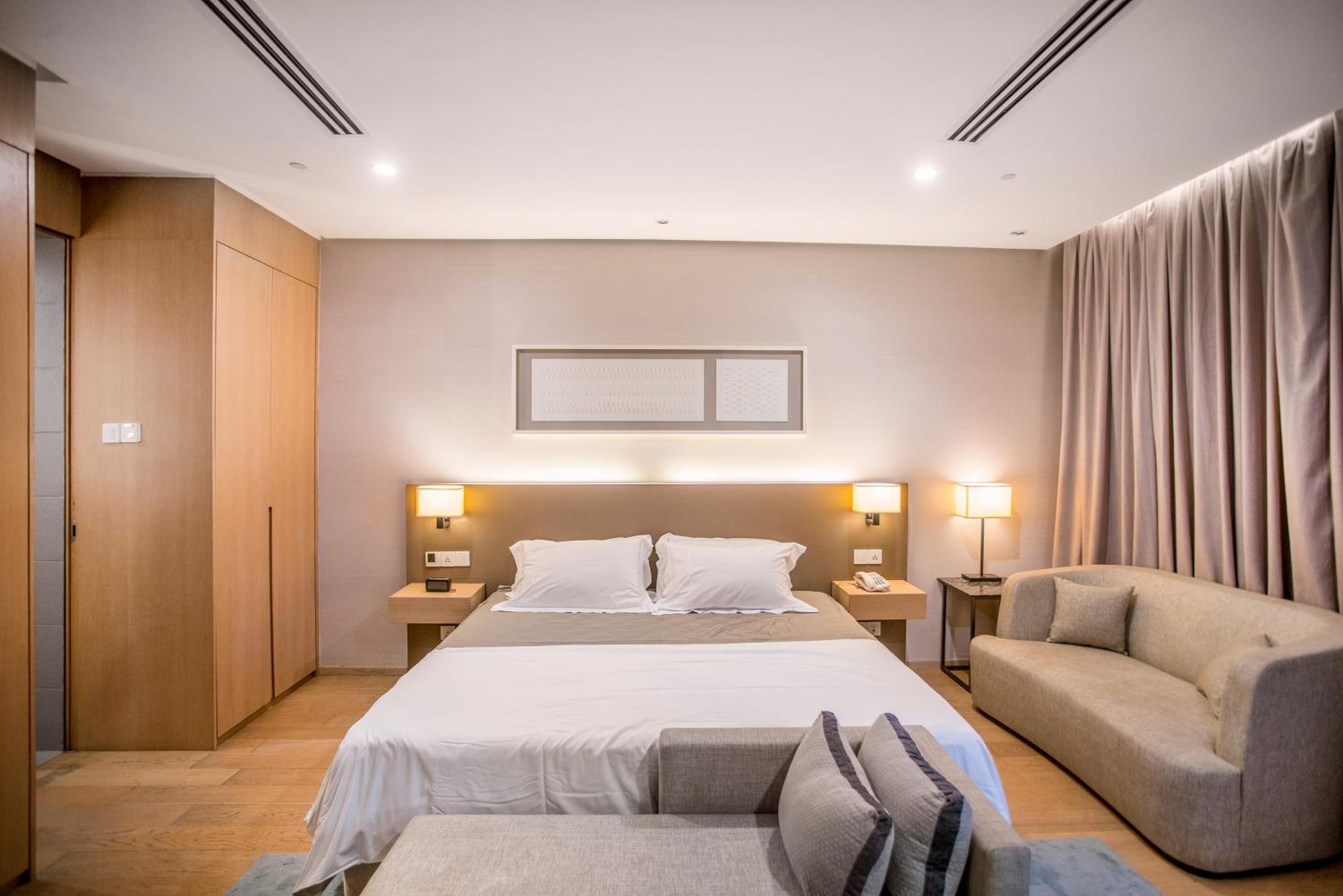 188 Suites KLCC by CoBNB