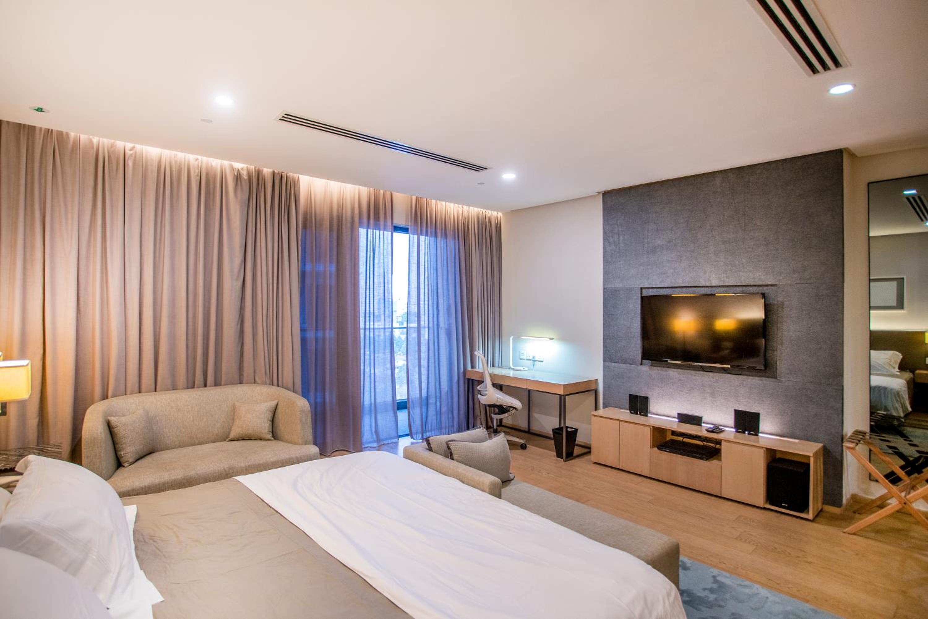188 Suites KLCC by CoBNB