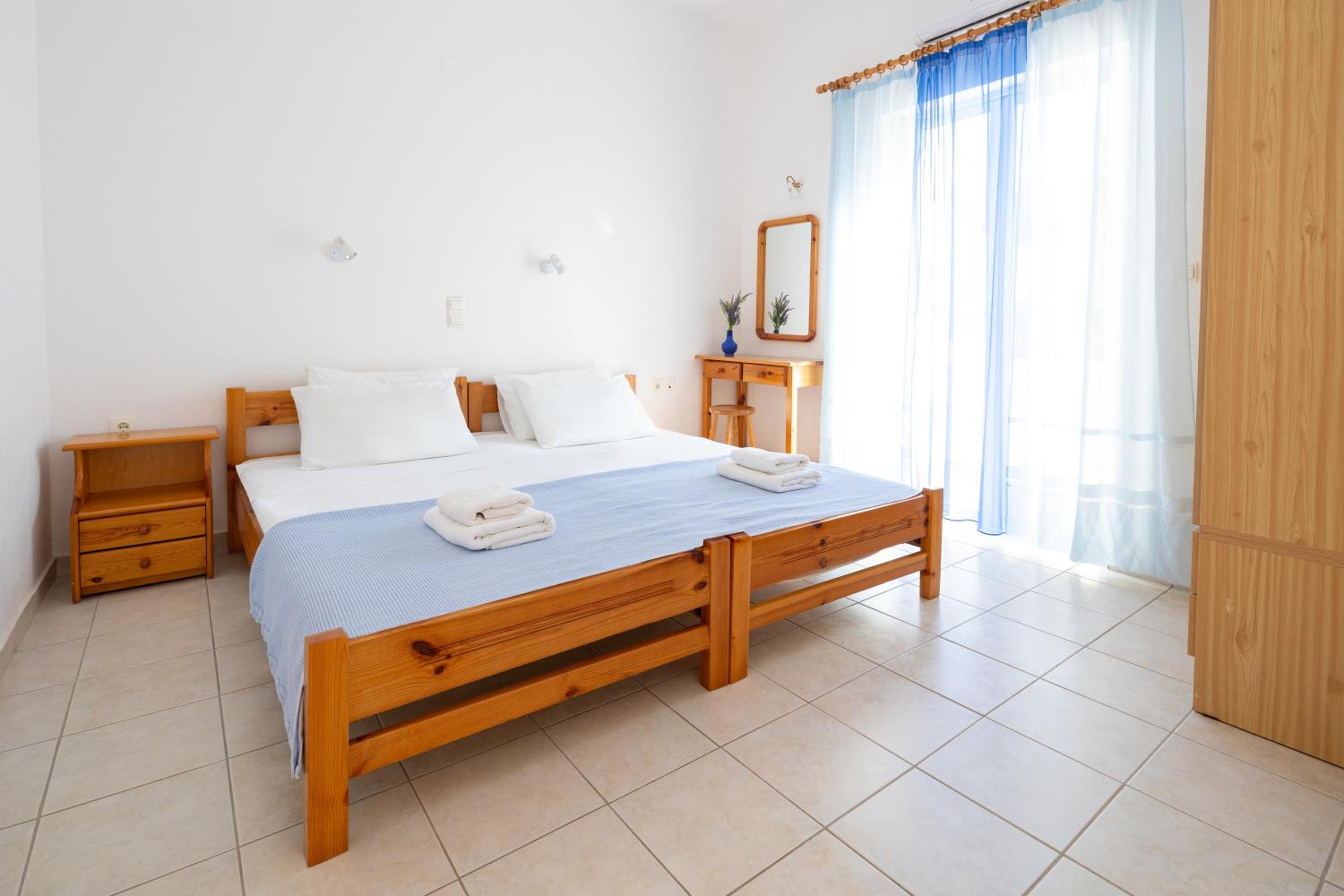 Alexis Apartments