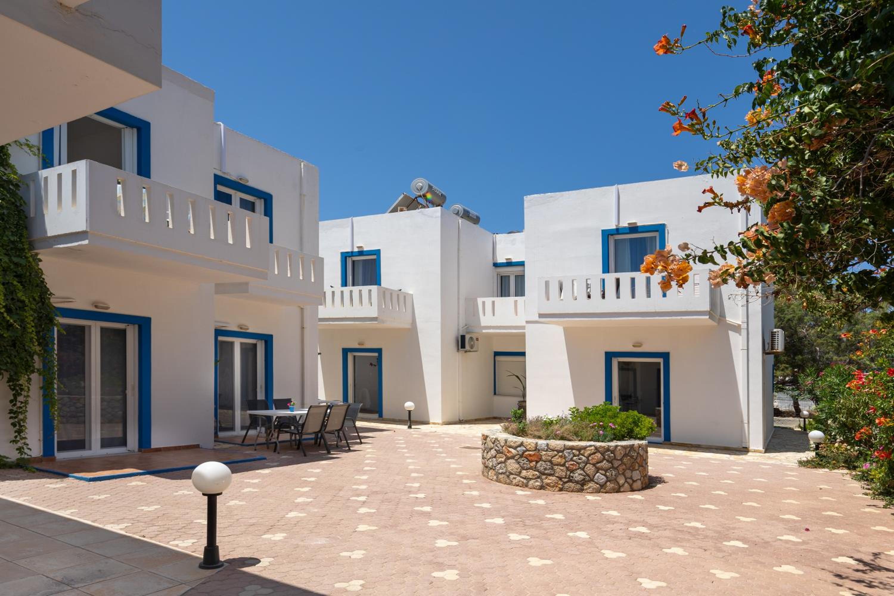 Alexis Apartments