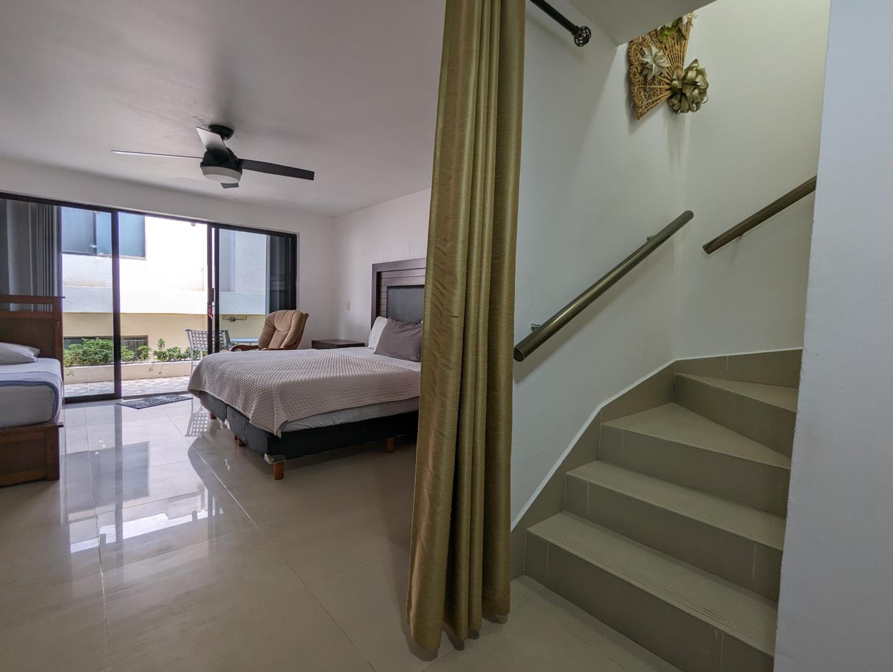 Villa Aurora Beautiful Beachfront Apartment