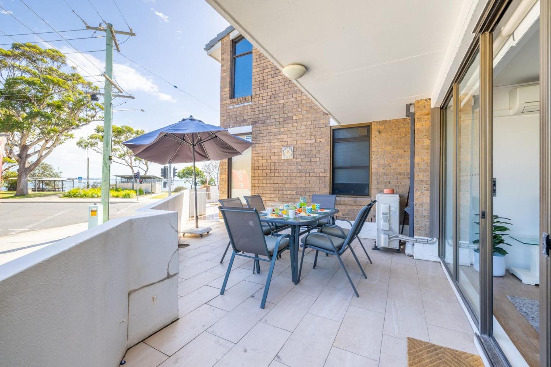 Fleetwood 3 63 Shoal Bay Road Relaxed living with water views overlooking Shoal Bay