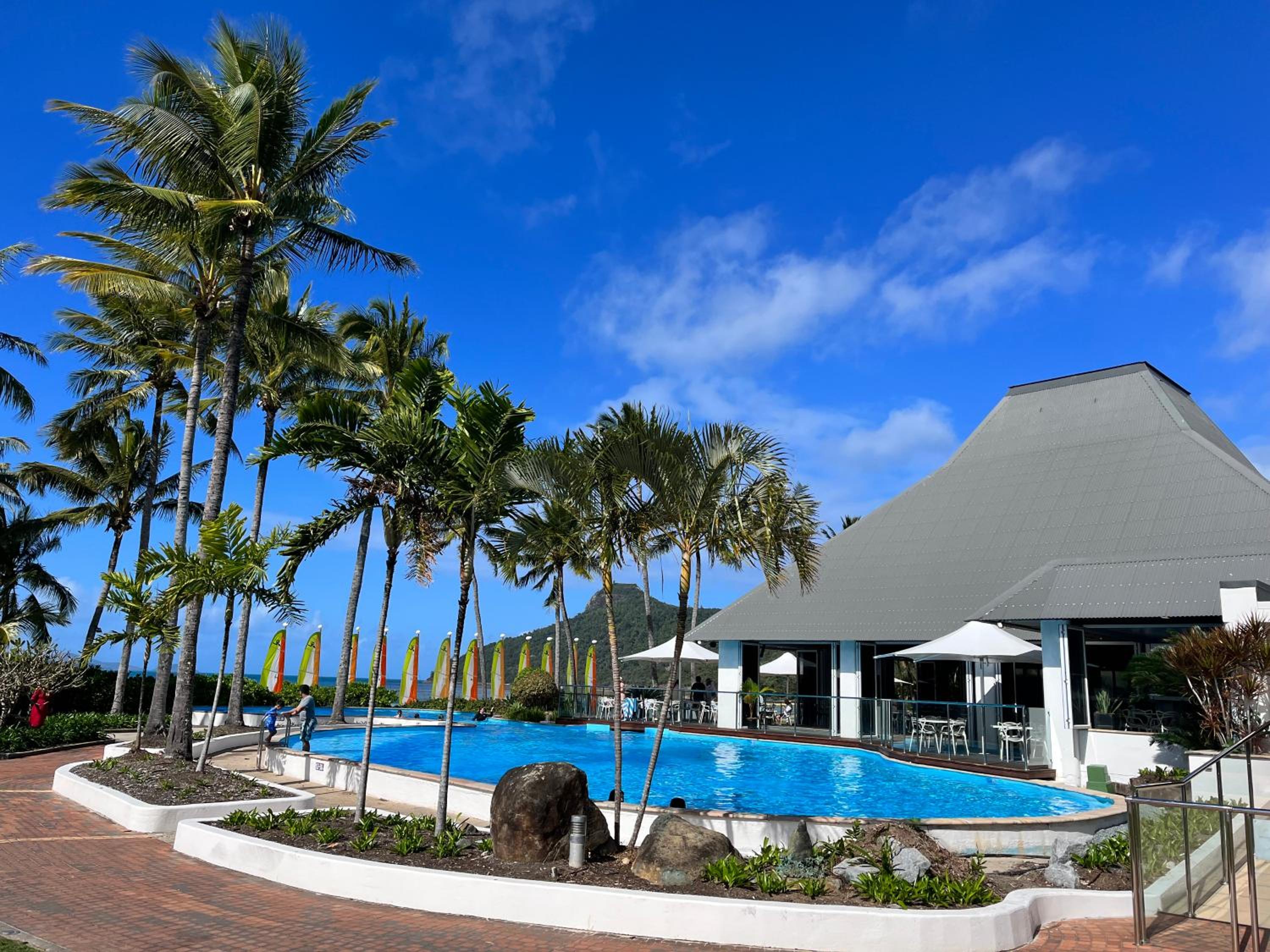 Haven on Hamilton Island -private apartment with views & buggy Fully Renovated in 2023
