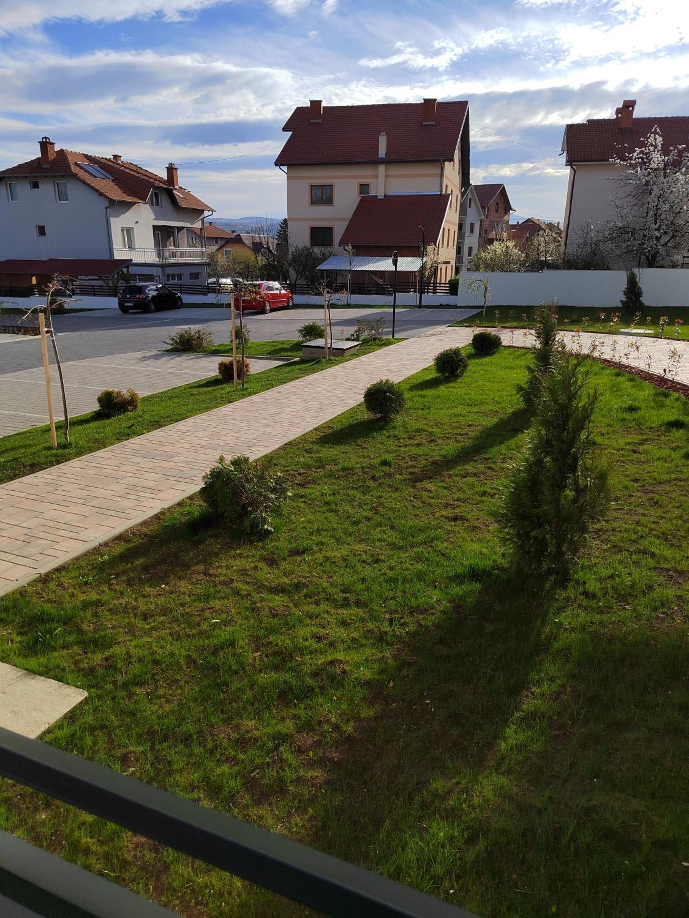 Photo 48