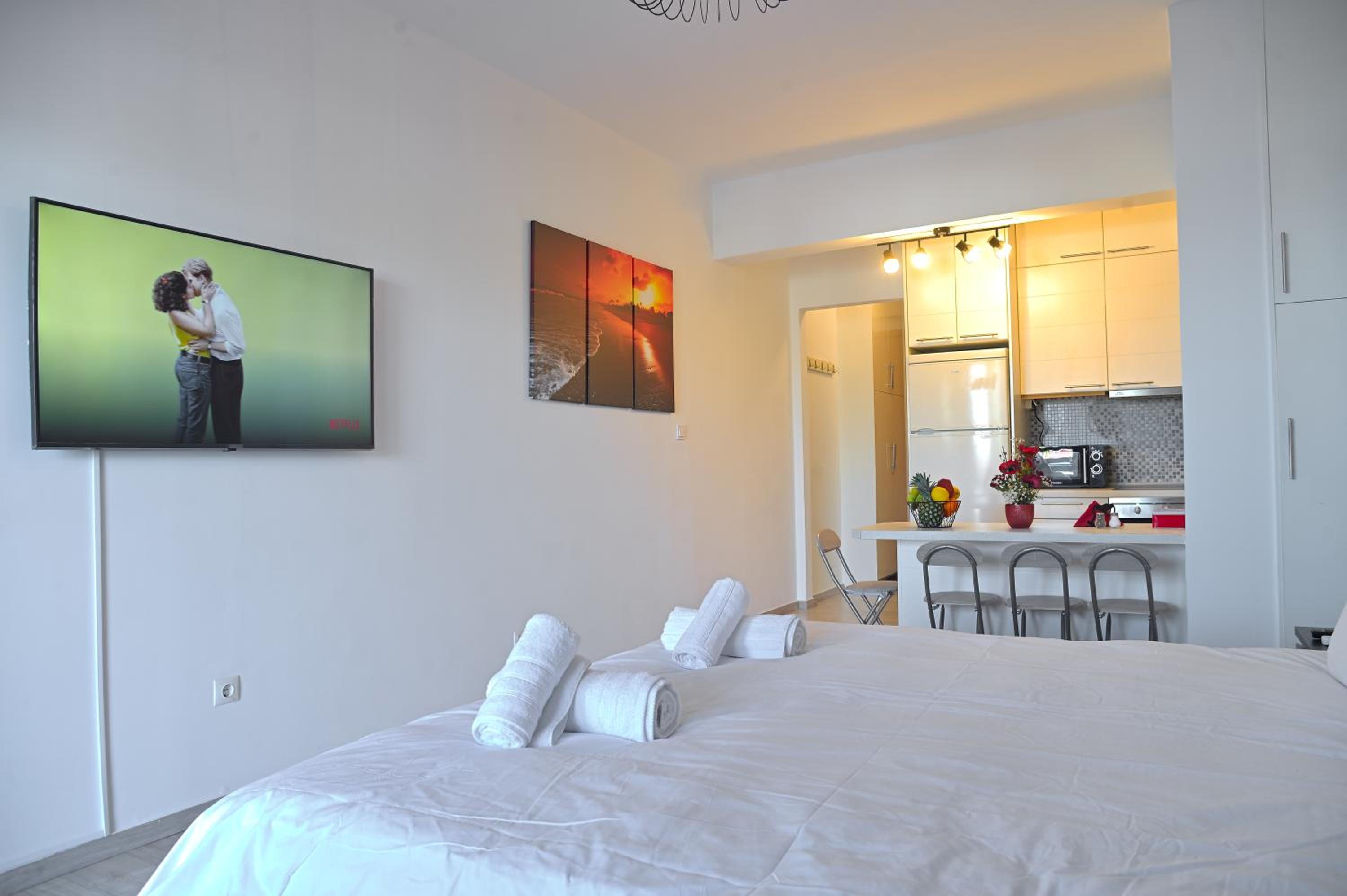 Varkiza Riviera Studio by the Sea