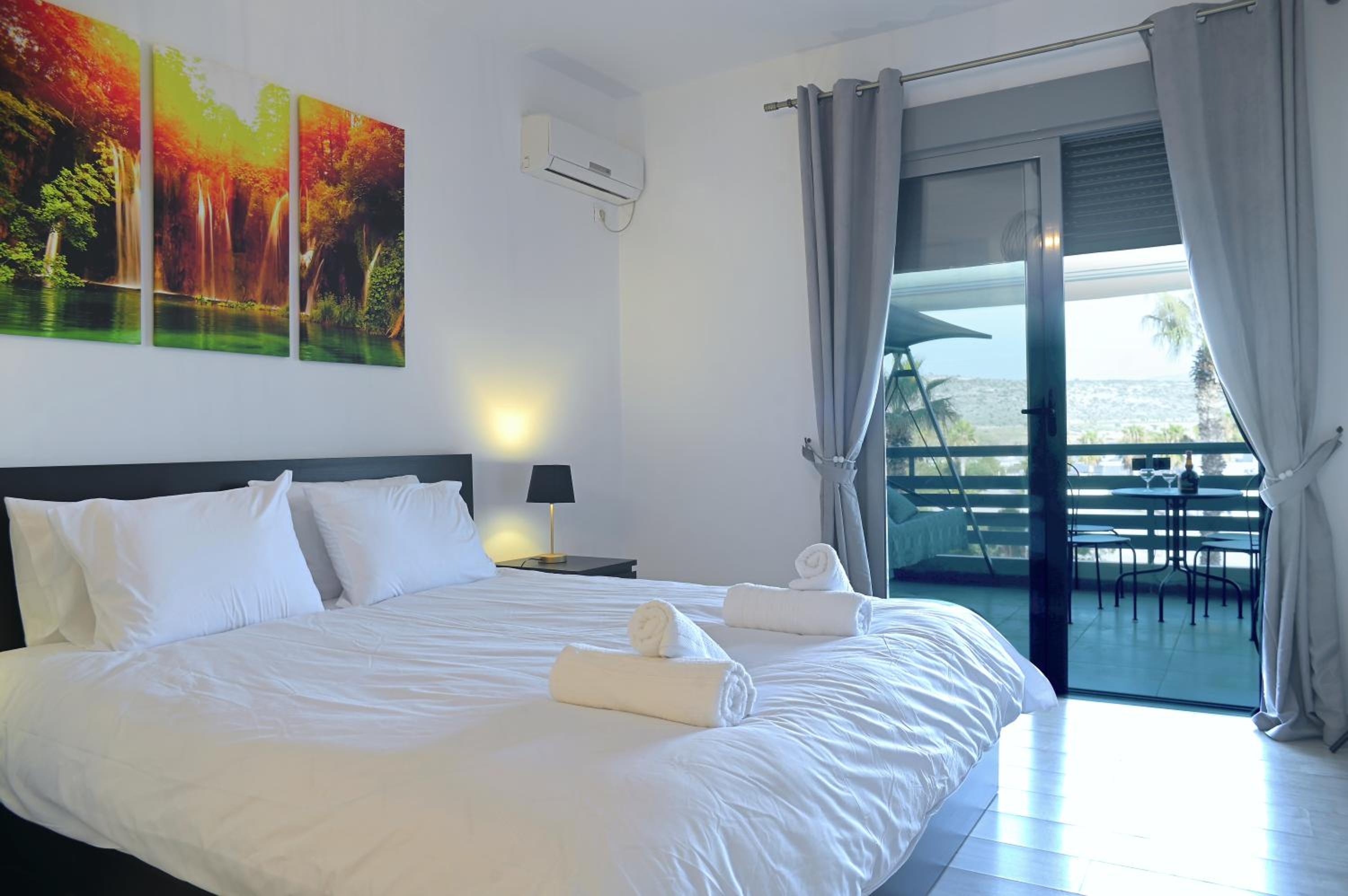 Varkiza Riviera Studio by the Sea