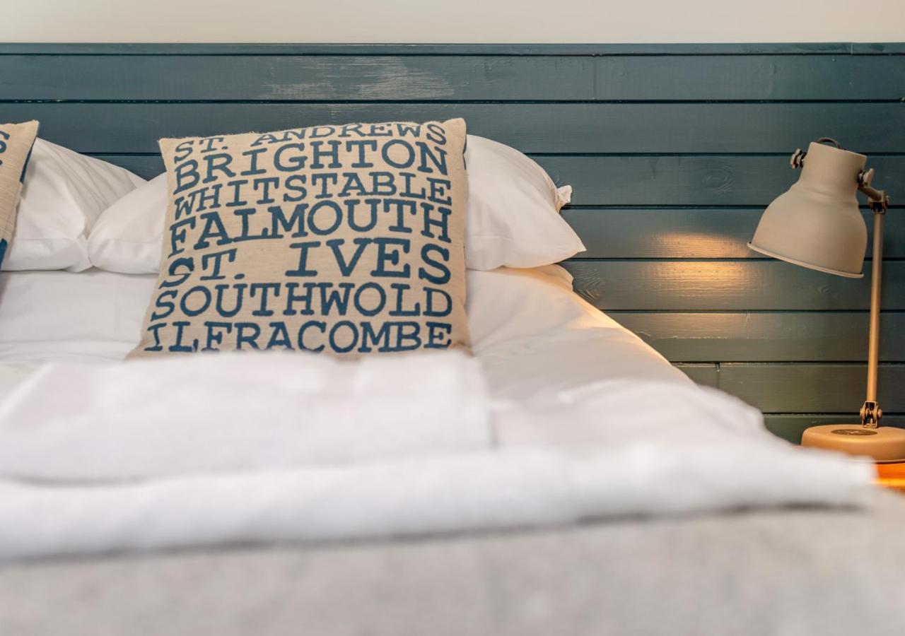 3 Bed in Porthleven oc-storm