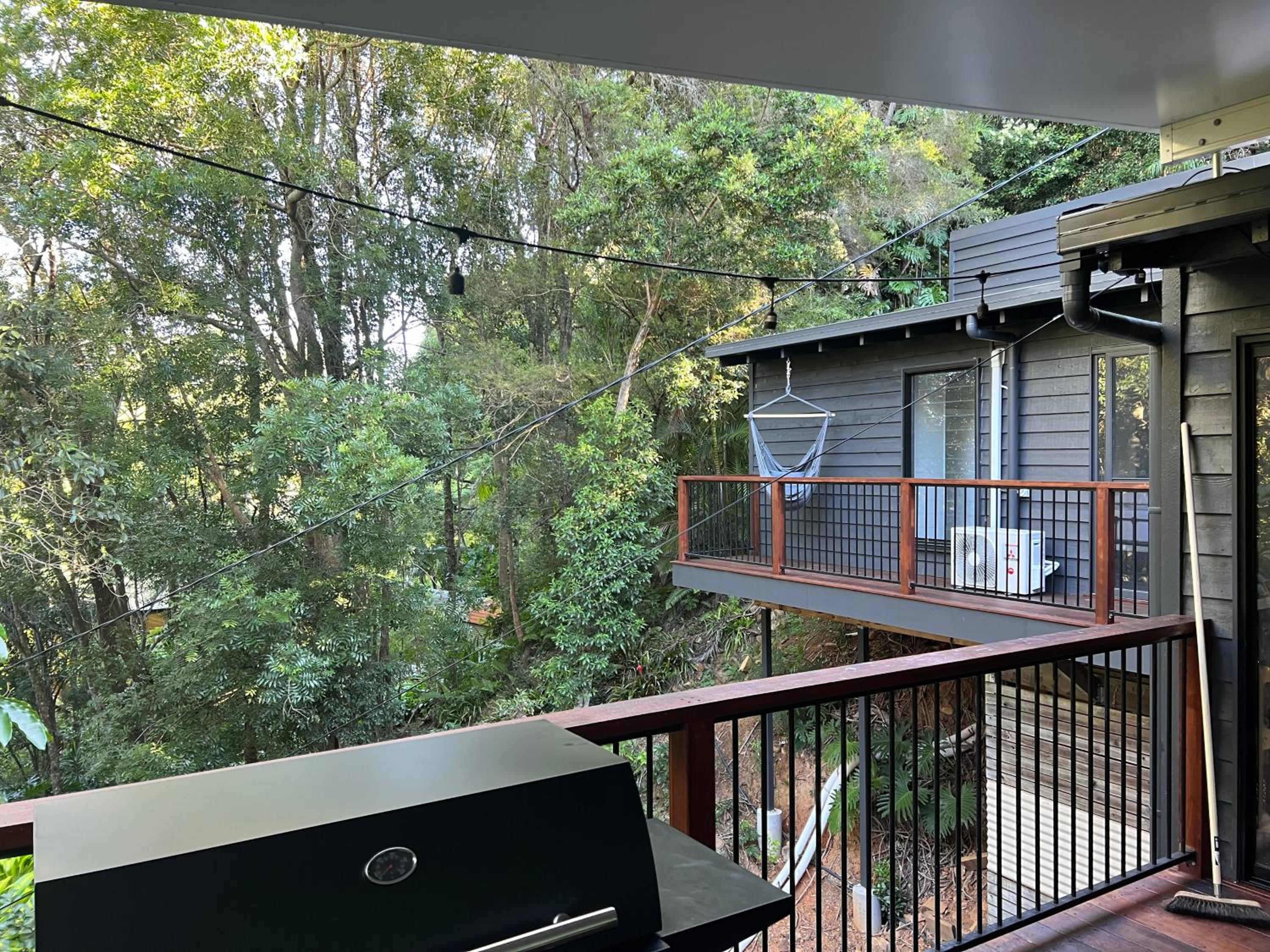 Forrest Cabin meets Treehouse