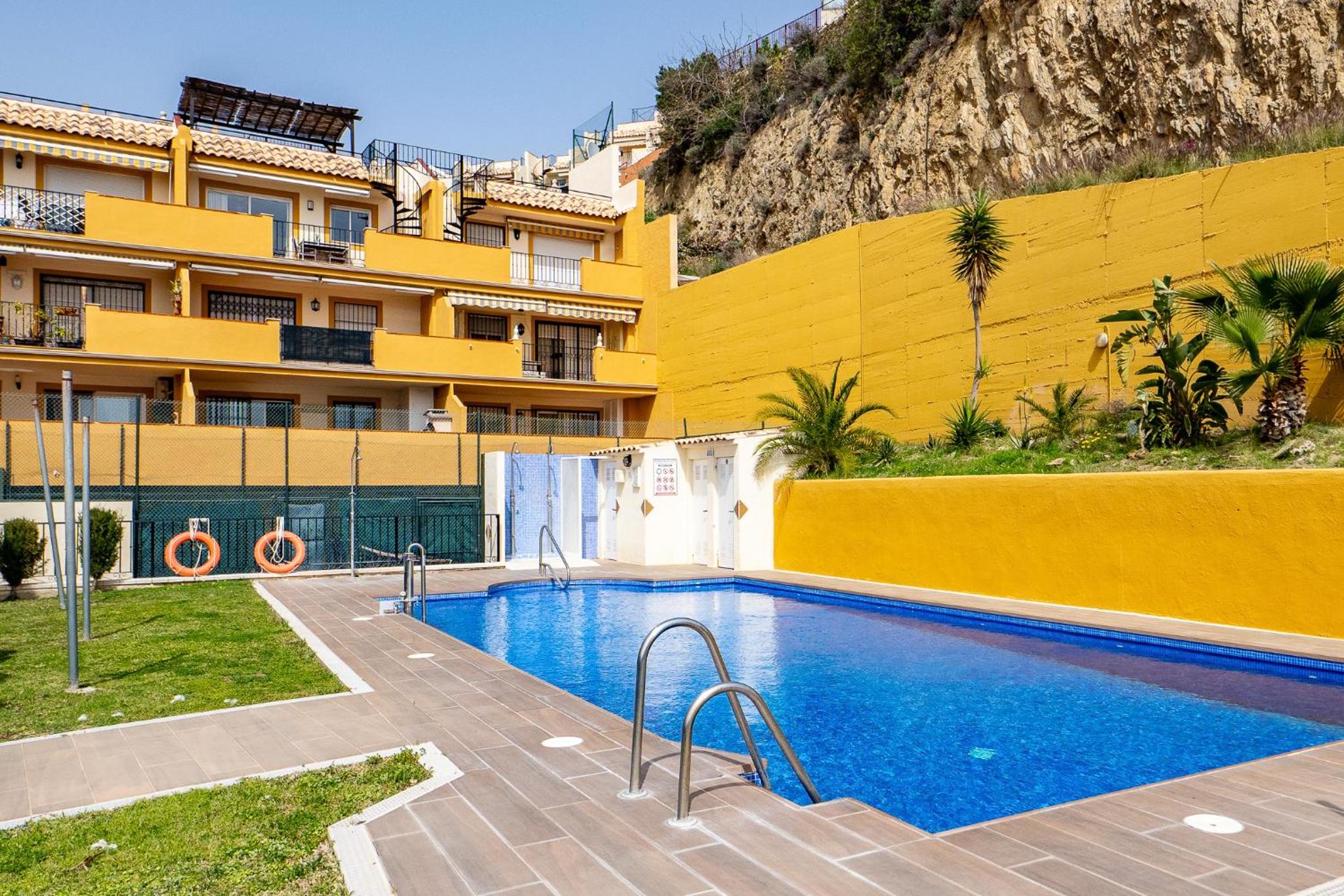 MAGNIFICO PISO DE PLAYA EN BENALMÁDENA COSTA