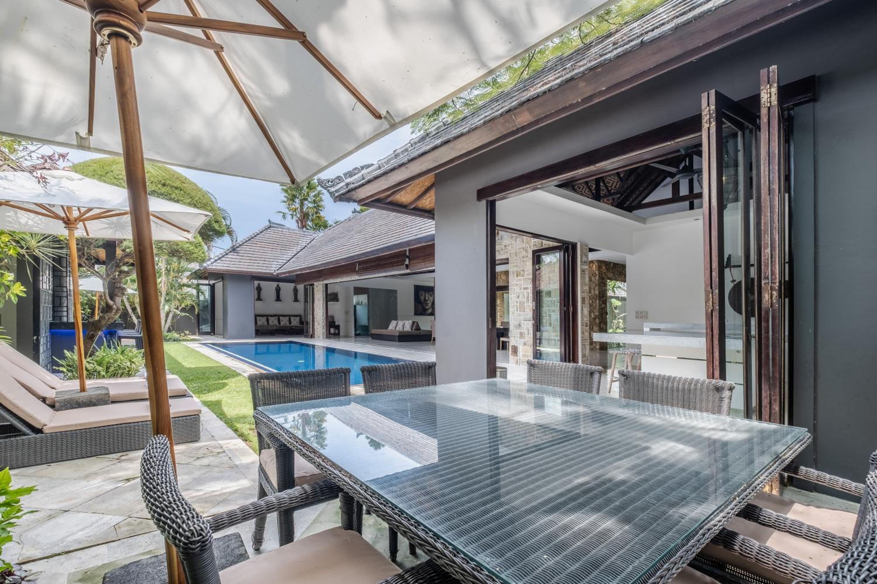 Hotel Villa Samudra Raya - Image 1