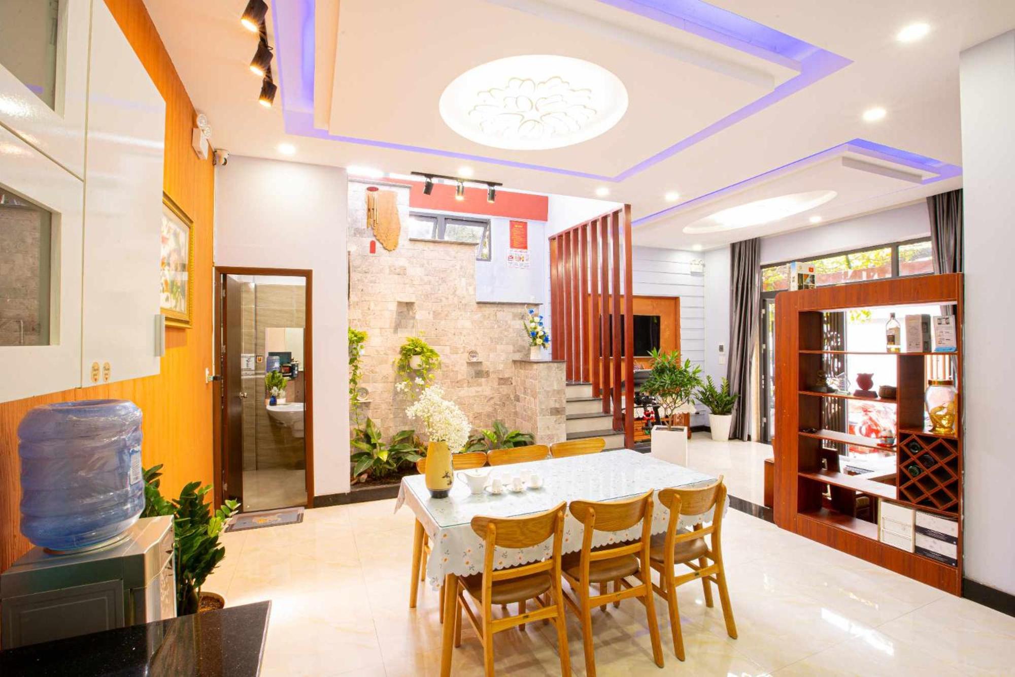 Leila House - DaNang Central - 3BRs - Free Airport Shuttle view 4