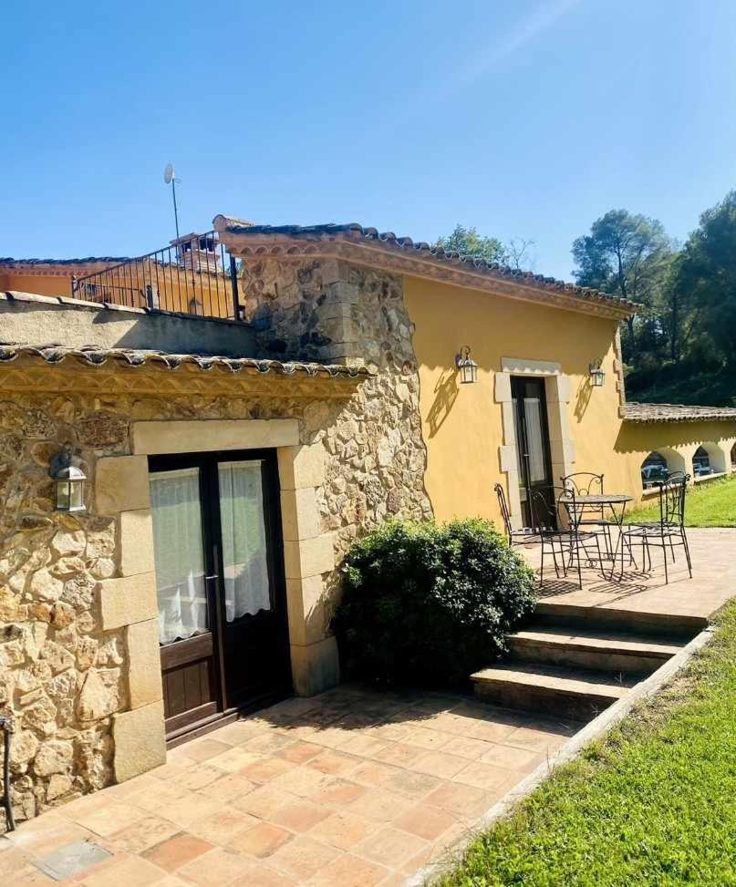 Casa Mas Molines con piscina, jacuzzi y barbacoas.