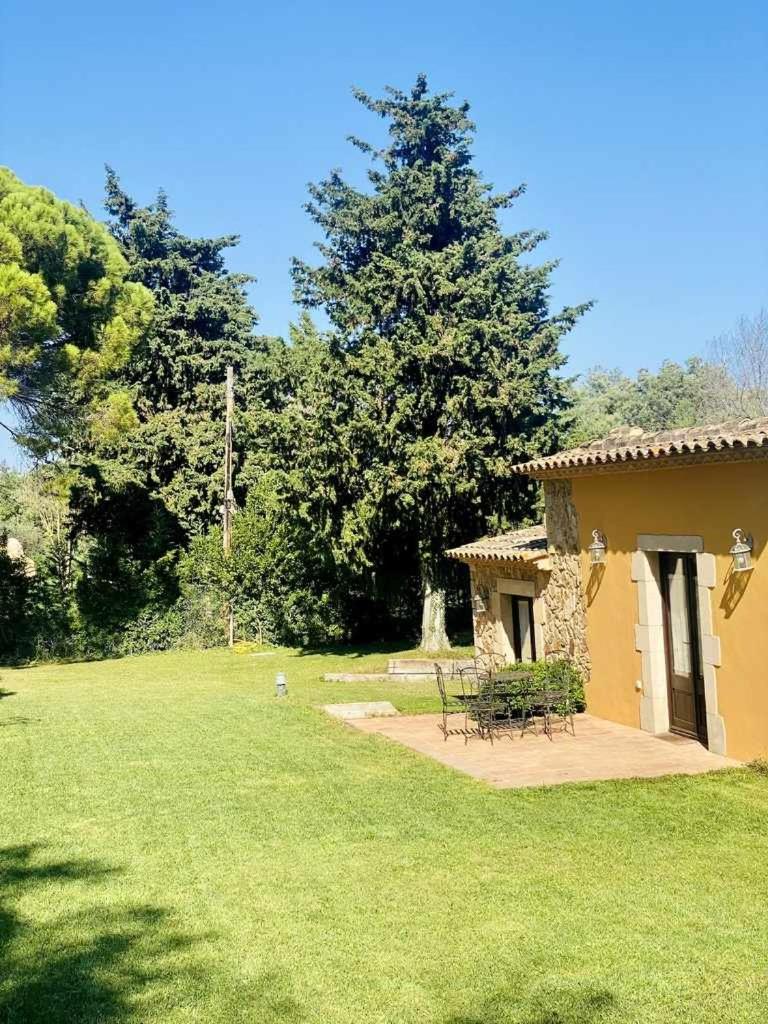 Casa Mas Molines con piscina, jacuzzi y barbacoas.