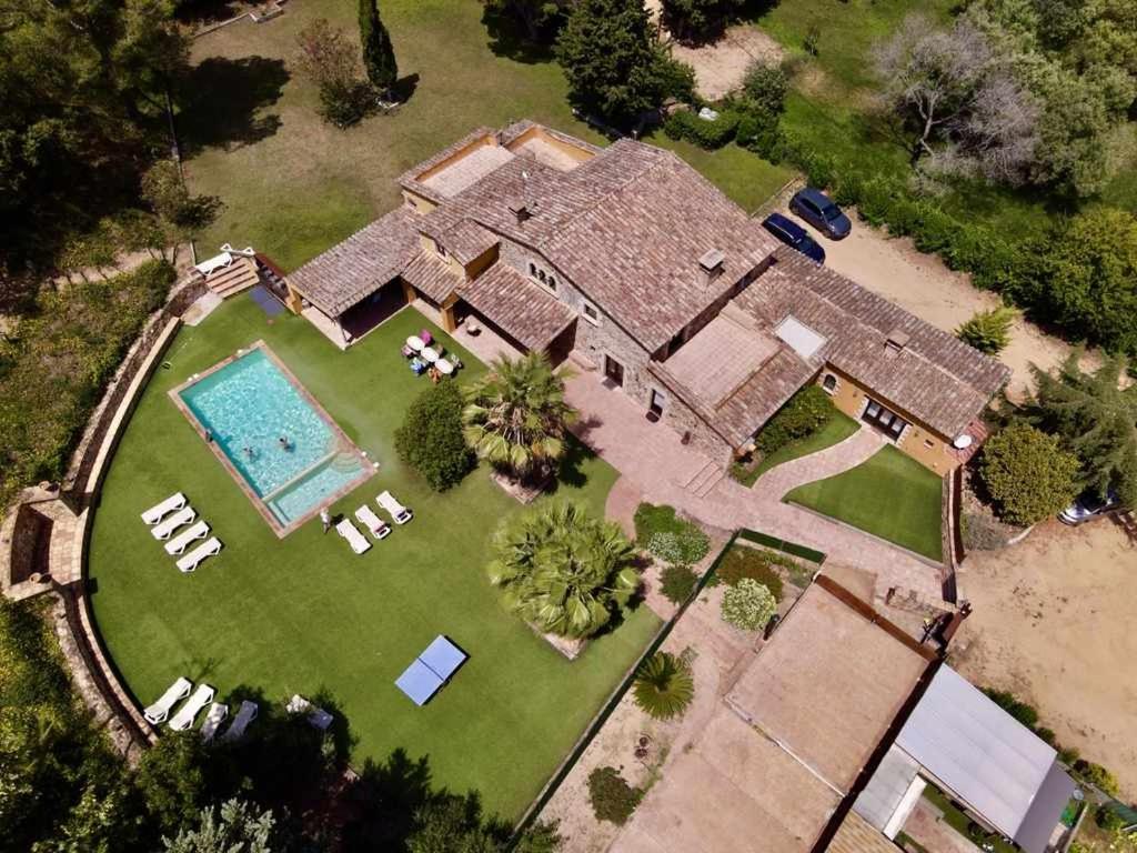 Casa Mas Molines con piscina, jacuzzi y barbacoas.