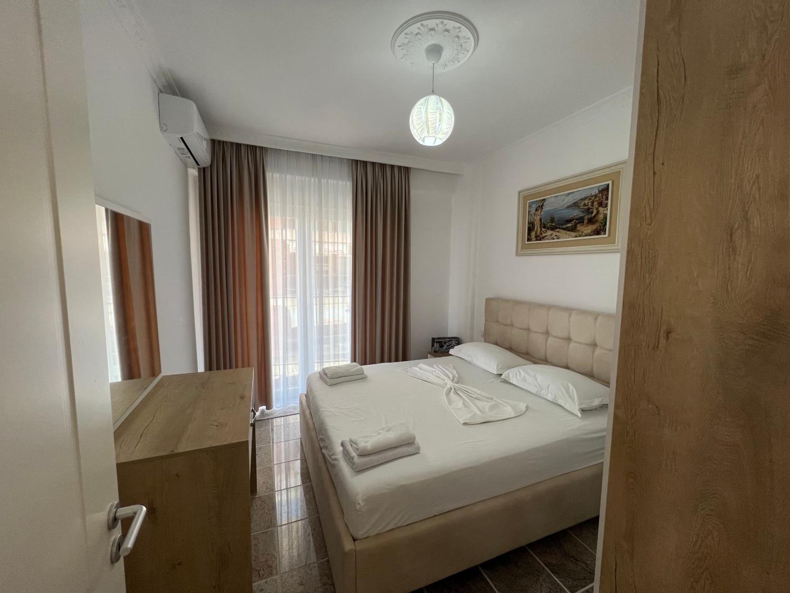 Modern apartment Fishta Q5 22 photo 5