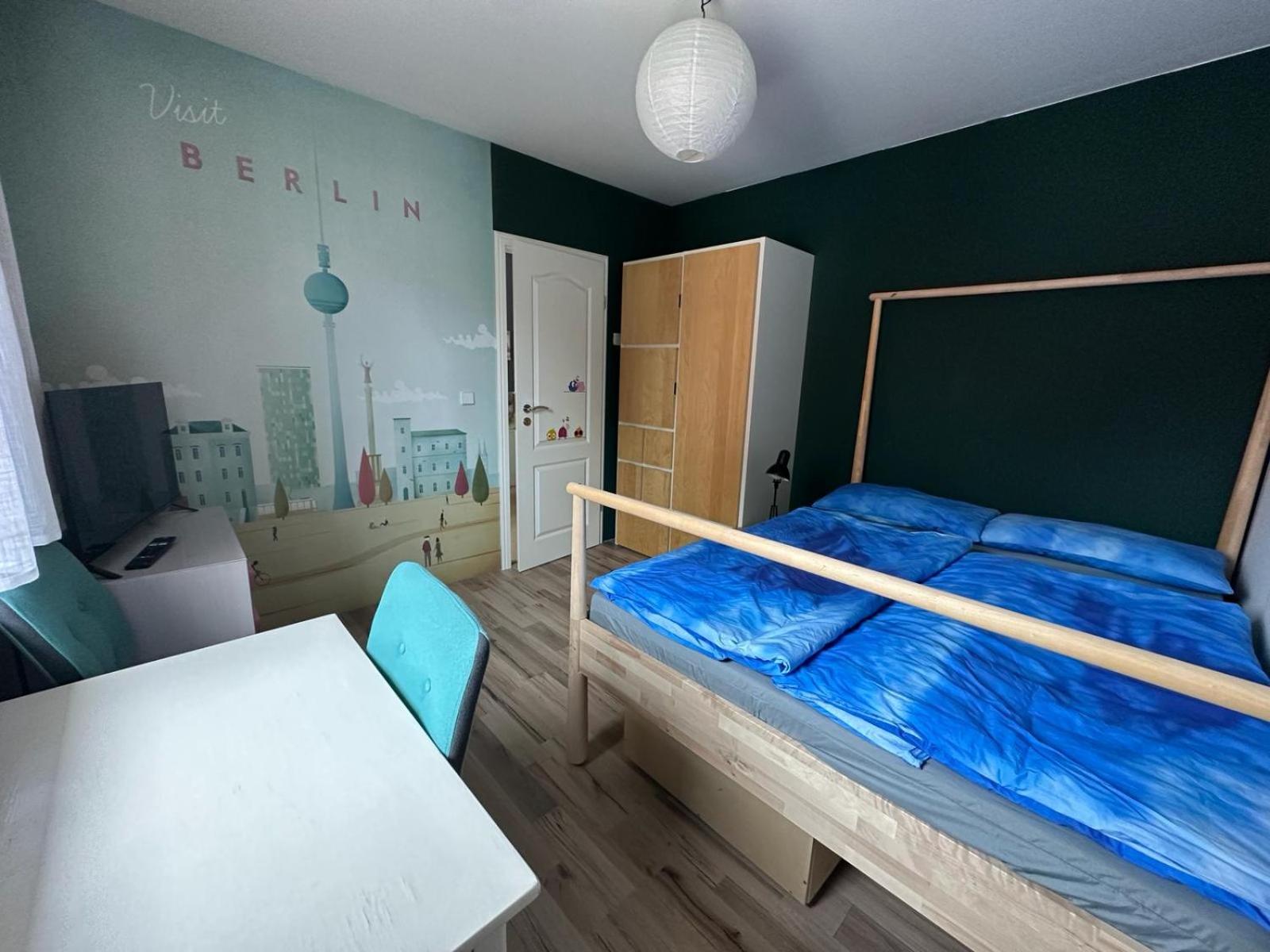 Gemütliches Zimmer bei Tina, nahe BER
