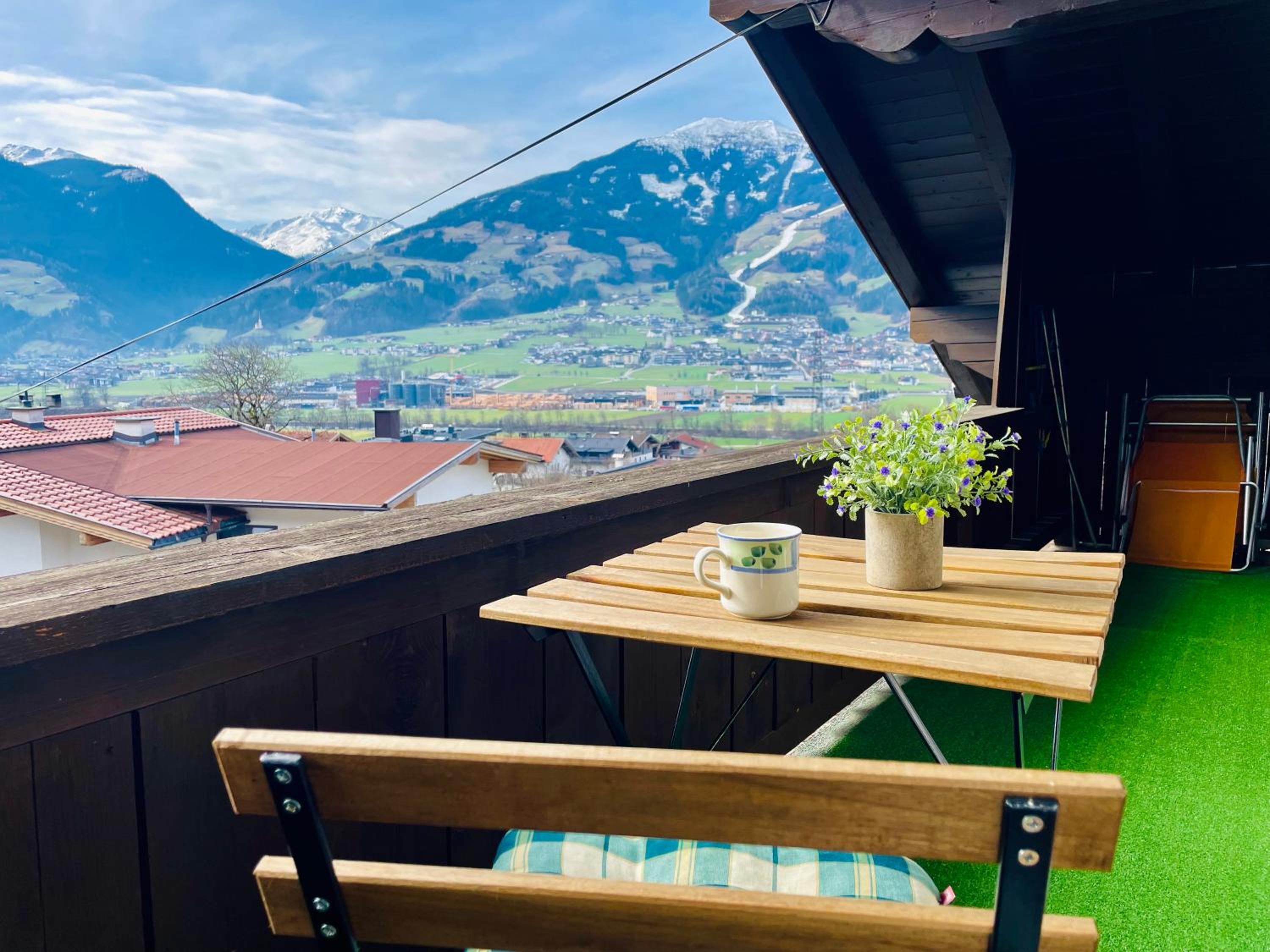 Pop-up2 Apartment - Zentral, Balkon, wandern, biken