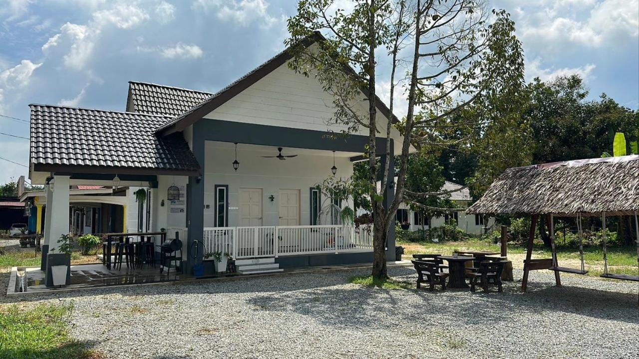 D'LaMar Homestay view 3