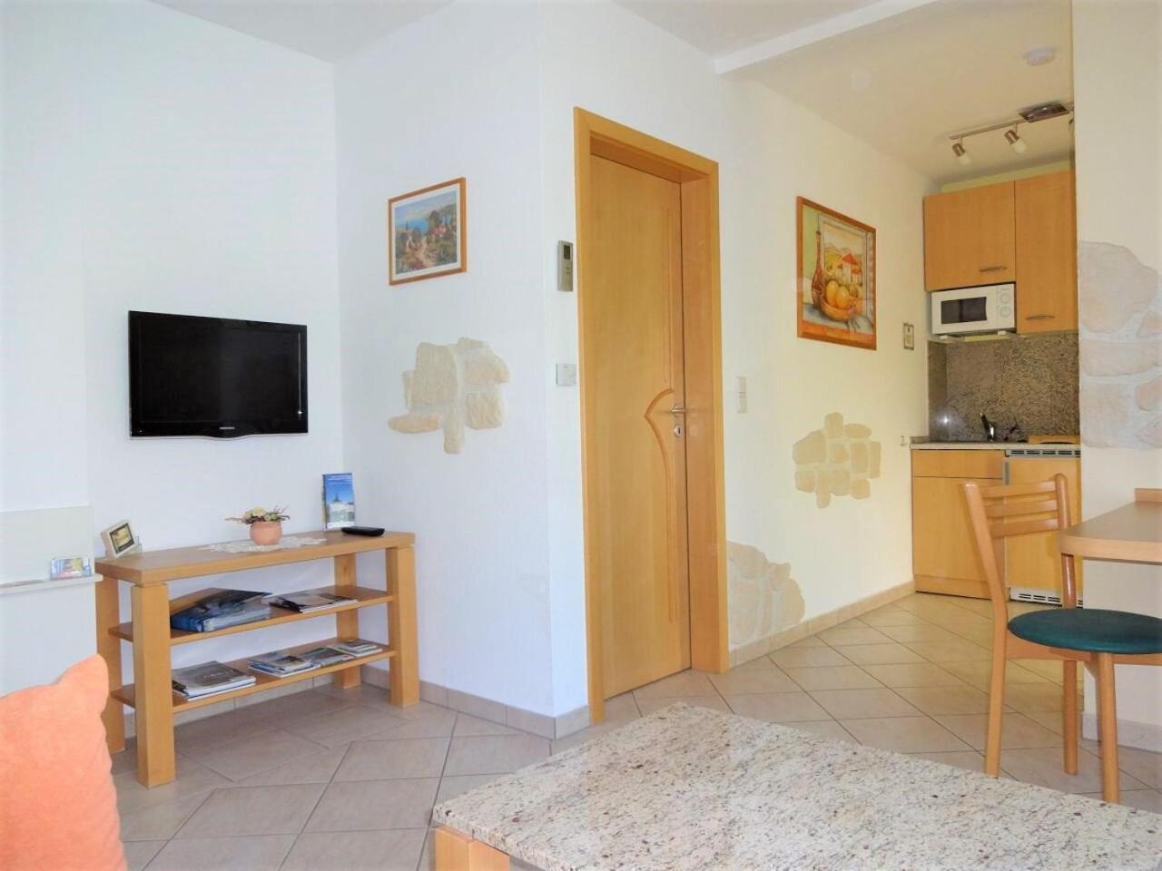 Ferienwohnung mit Terrasse, Garten