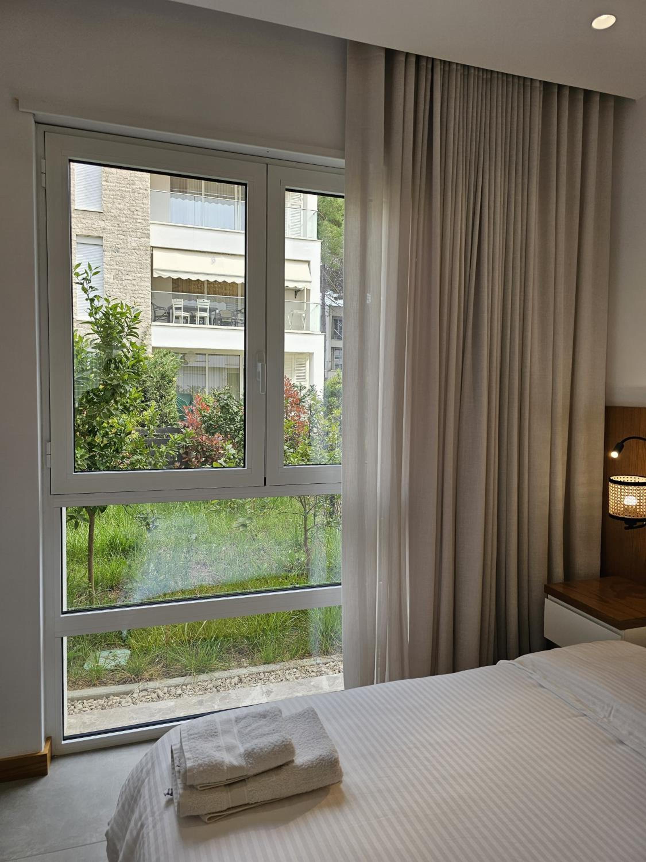 Pinegrove Apartment