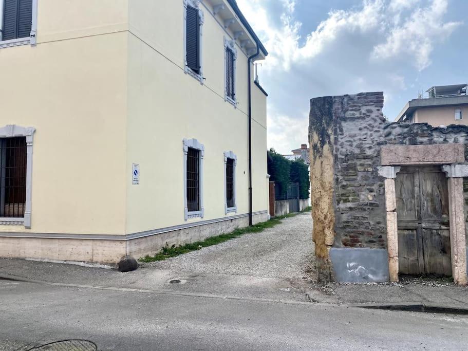 Zona fiera a 10 minuti dal centro con parcheggio view 3