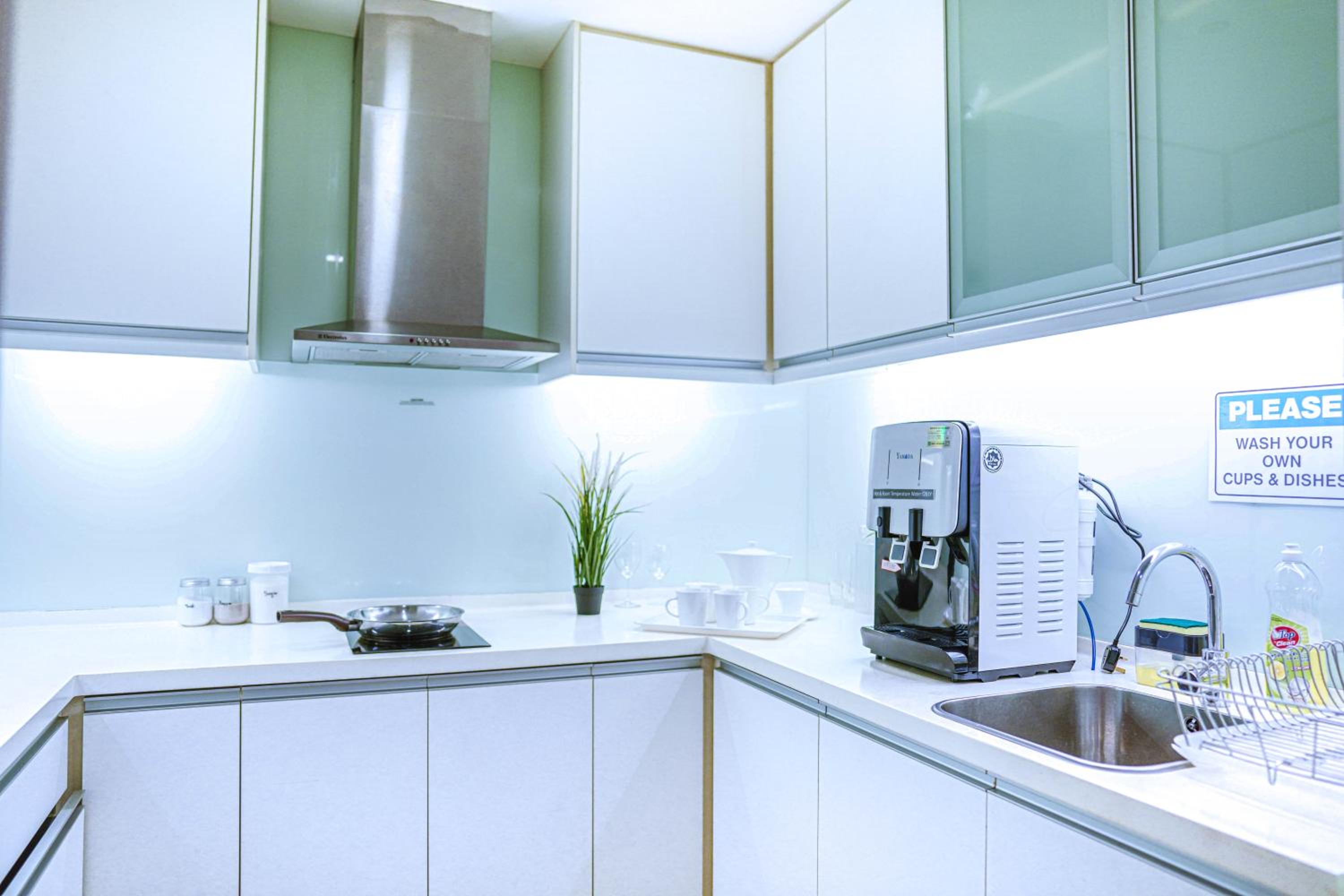 400m to KLCC Bukit Bintang Pavillion KLCC LRT walking distance Lot 163 Zenglo