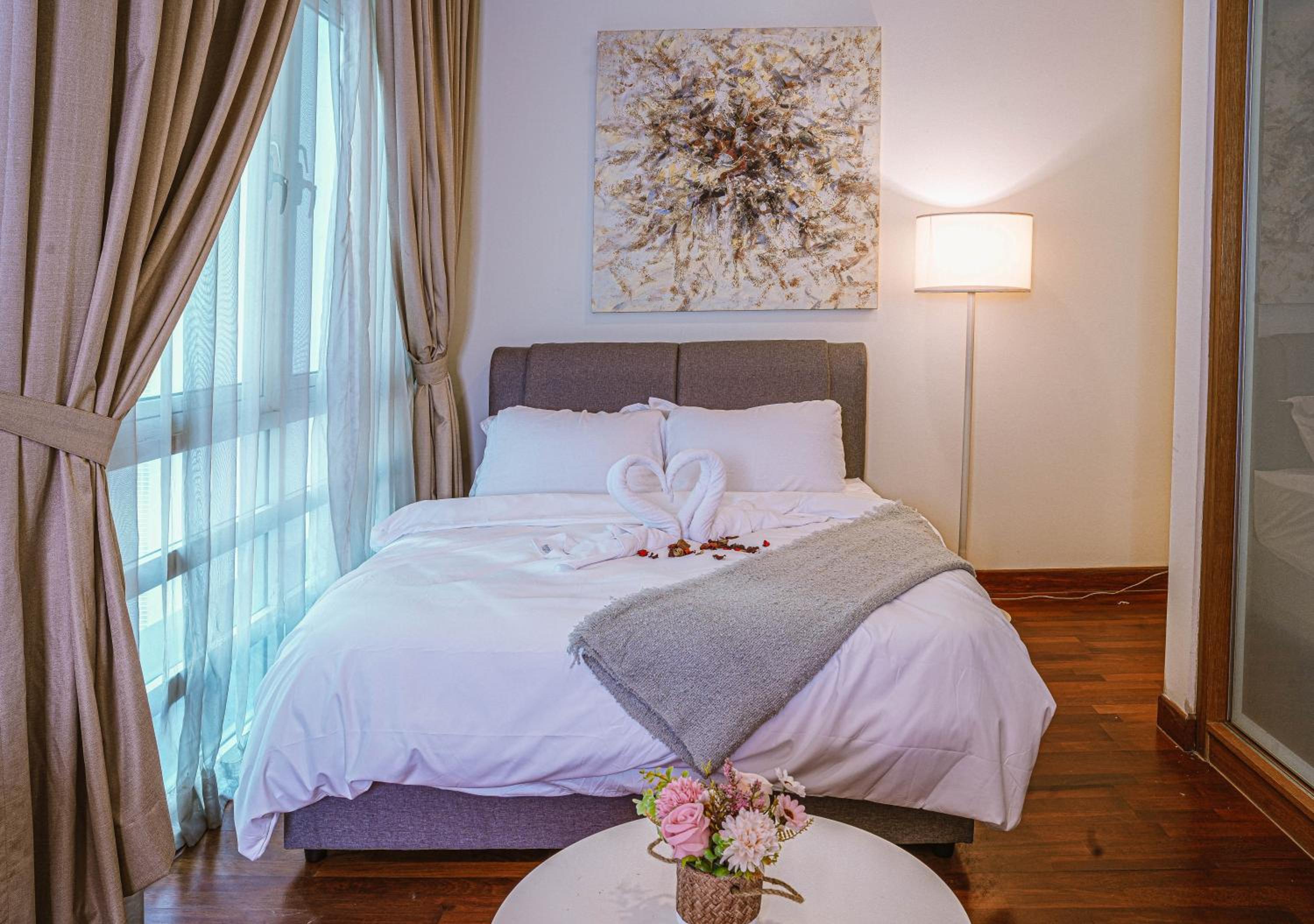 400m to KLCC Bukit Bintang Pavillion KLCC LRT walking distance Lot 163 Zenglo