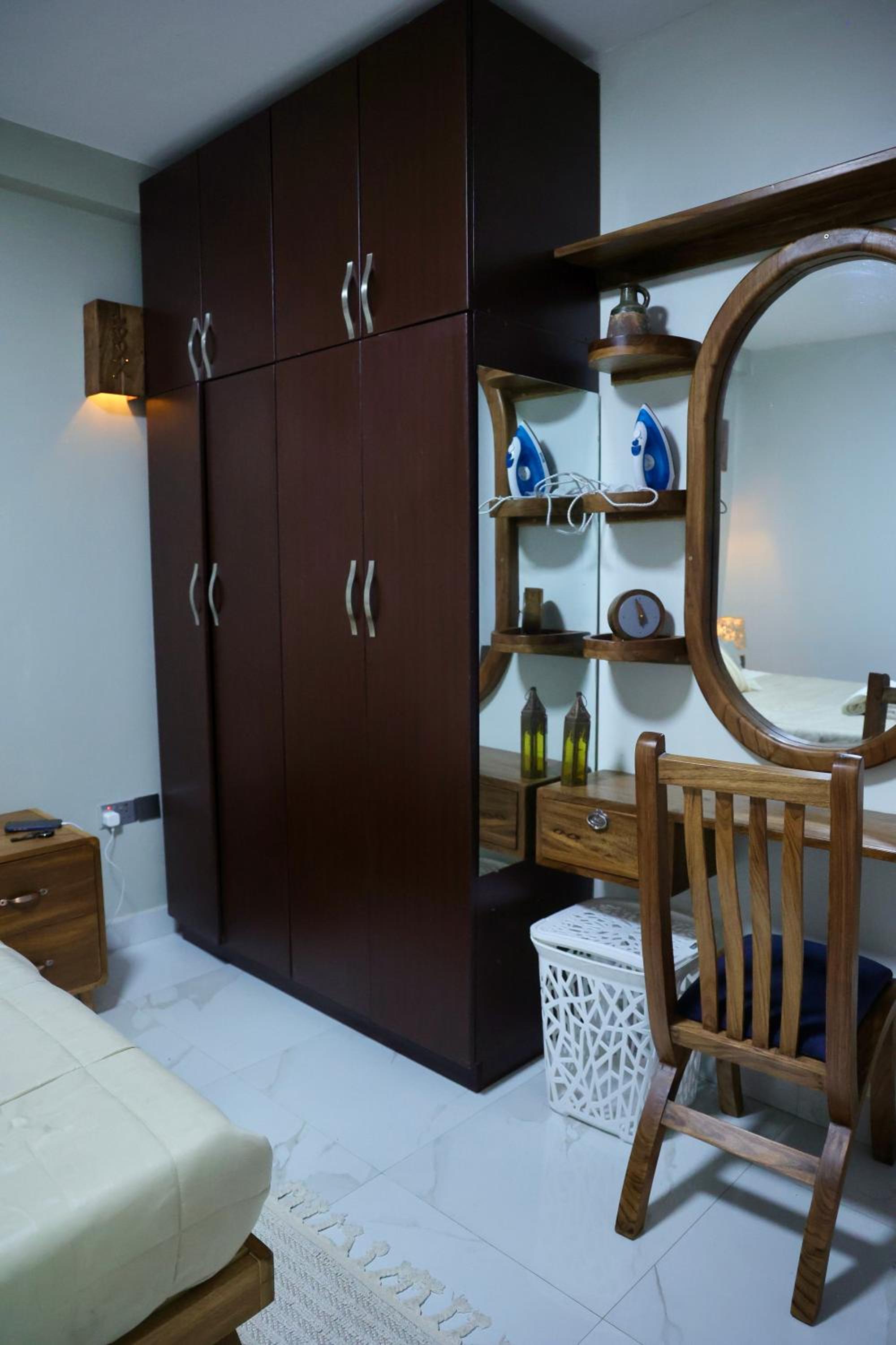 Nissi Residence