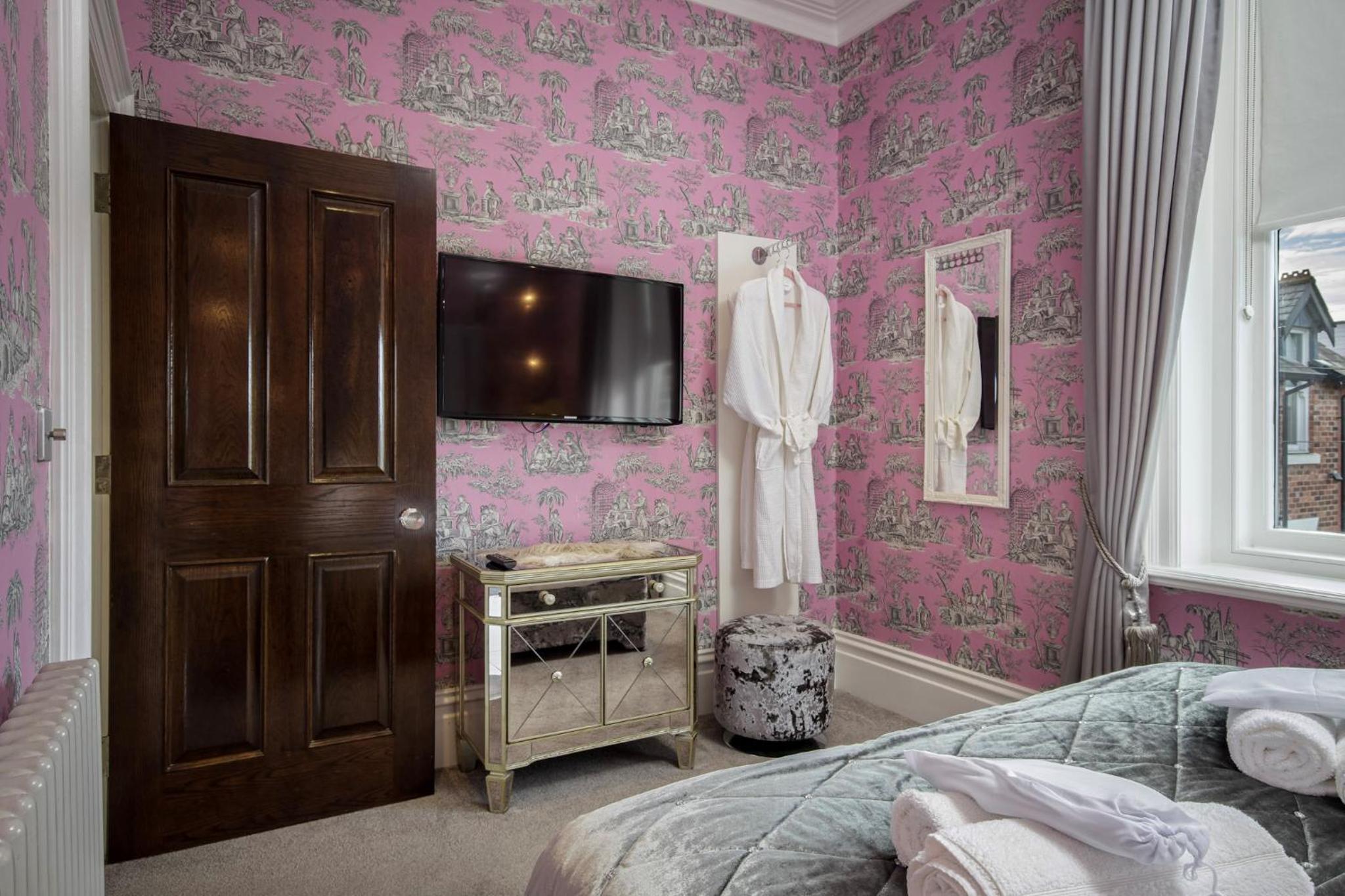 Breck Apartments by Central Beach Leisure Ltd
