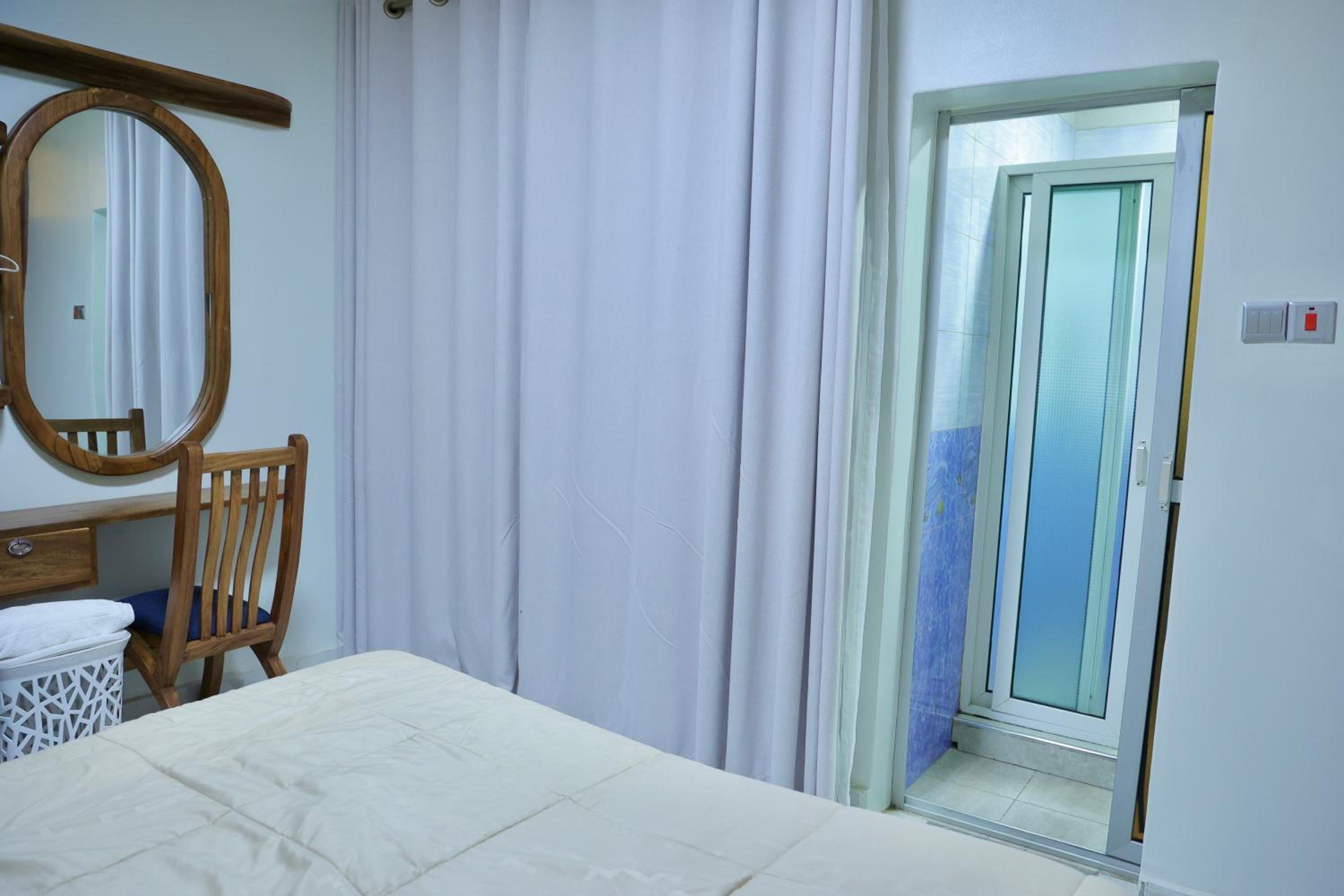 Nissi Residence